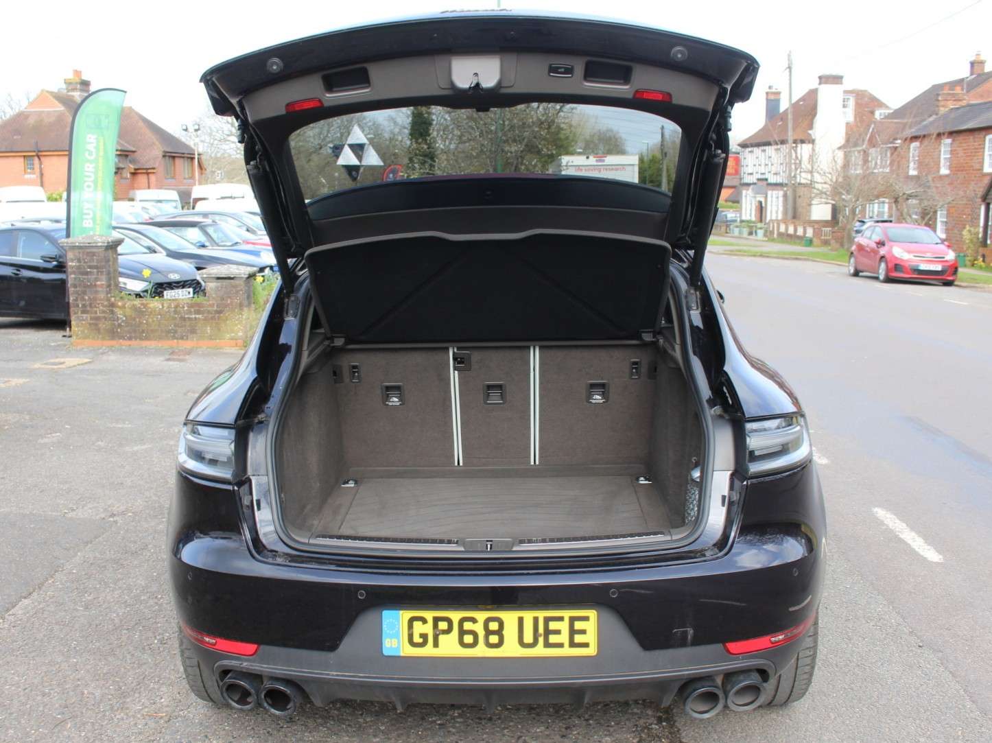 2019 PORSCHE MACAN 2019 PORSCHE MACAN