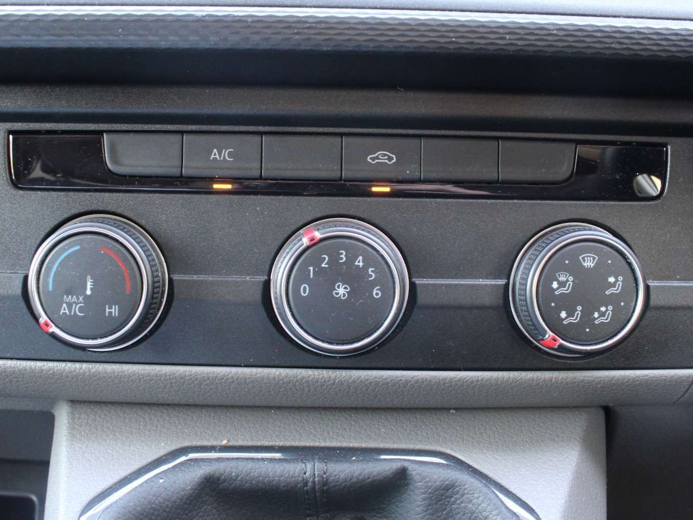 2024 VOLKSWAGEN TRANSPORTER 2024 VOLKSWAGEN TRANSPORTER