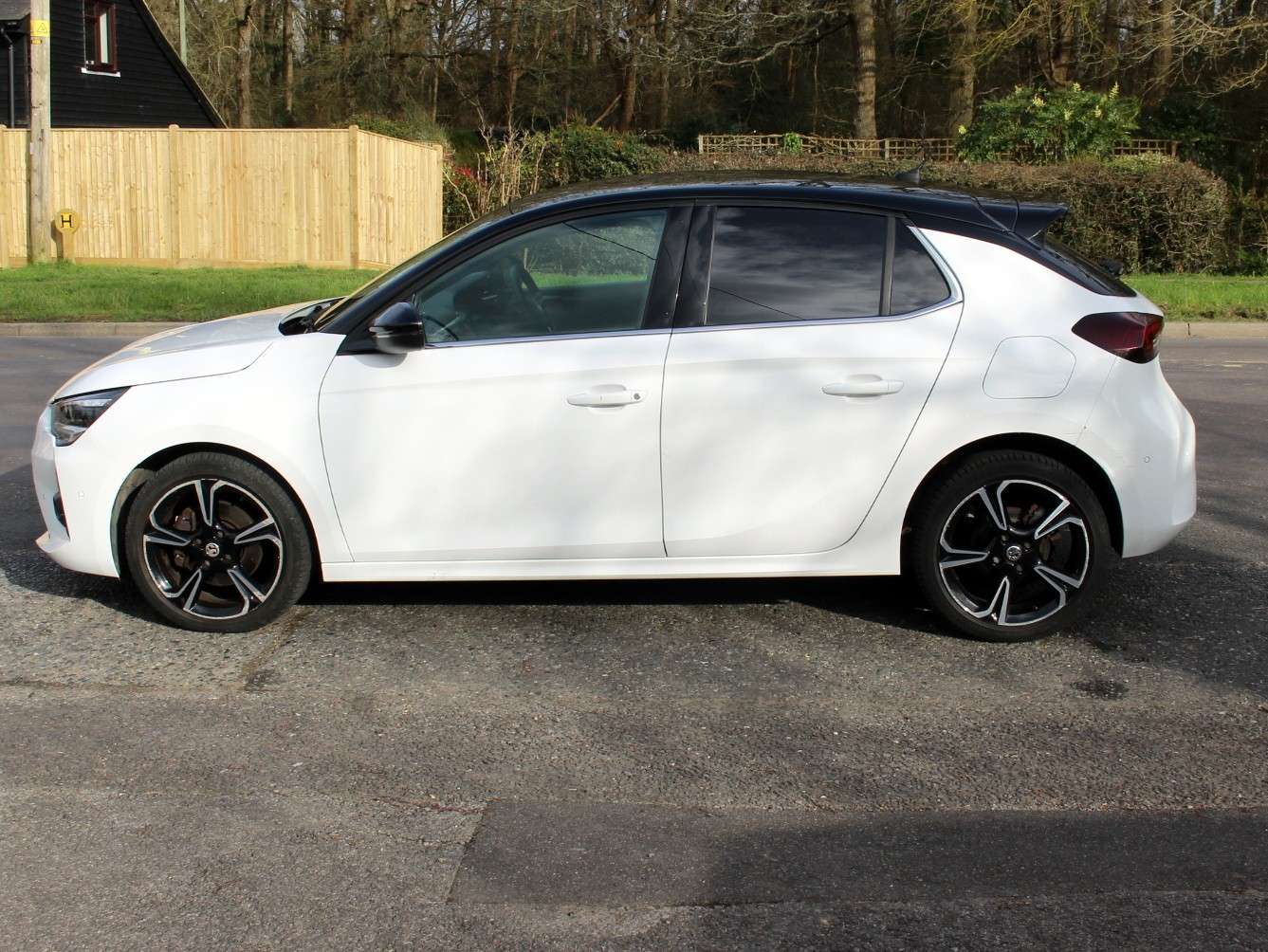 A 2022 VAUXHALL CORSA 1.2 Turbo Ultimate Hatchback 5dr Petrol Auto Euro 6 (s/s) (130 ps) A 2022 VAUXHALL CORSA 1.2 Turbo Ultimate Hatchback 5dr Petrol Auto Euro 6 (s/s) (130 ps)