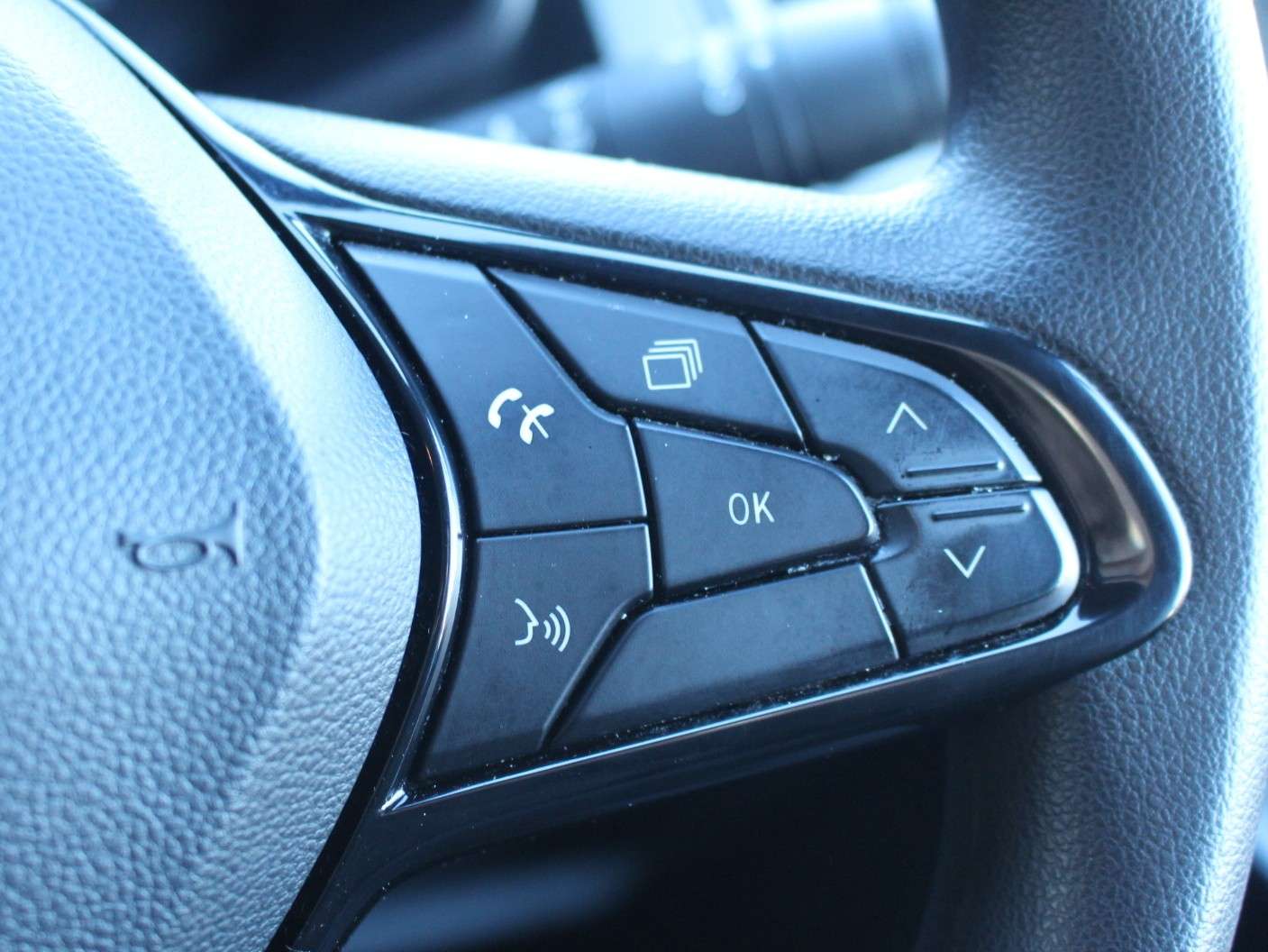 2024 RENAULT TRAFIC 2024 RENAULT TRAFIC