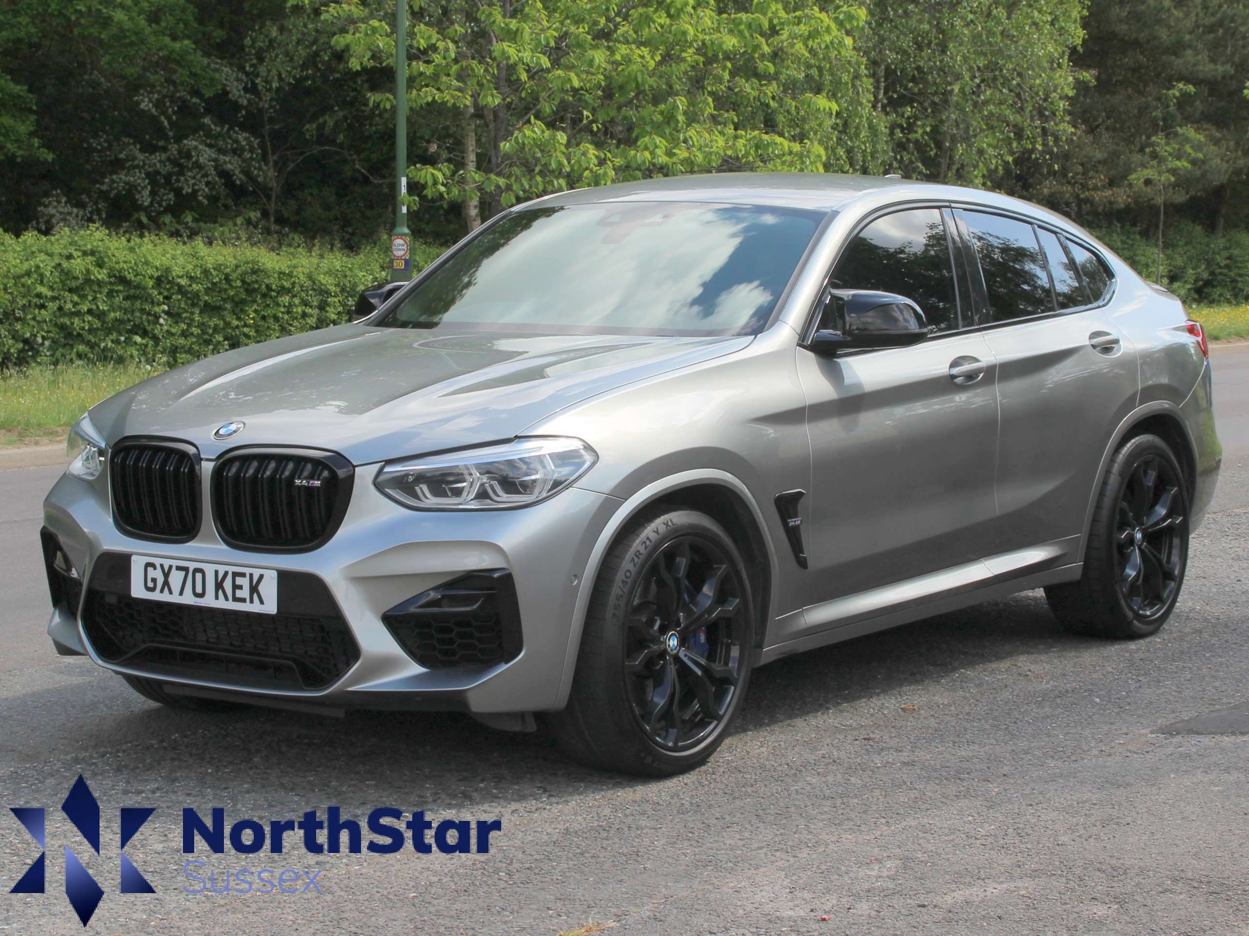 A 2020 BMW X4 M 3.0i Competition SUV 5dr Petrol Auto xDrive Euro 6 (s/s) (510 ps) A 2020 BMW X4 M 3.0i Competition SUV 5dr Petrol Auto xDrive Euro 6 (s/s) (510 ps)