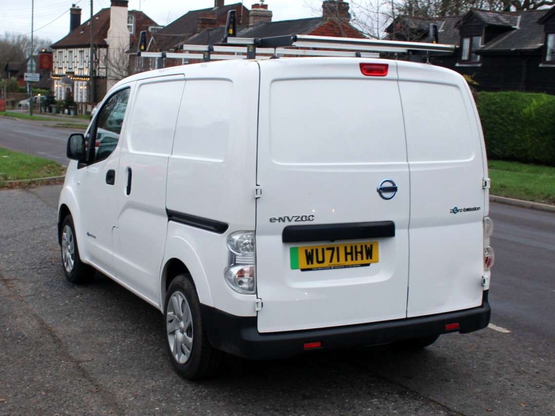 A 2021 NISSAN E-NV200 40kWh Acenta Panel Van 5dr Electric Auto SWB (Quick Charge) (109 ps) A 2021 NISSAN E-NV200 40kWh Acenta Panel Van 5dr Electric Auto SWB (Quick Charge) (109 ps)
