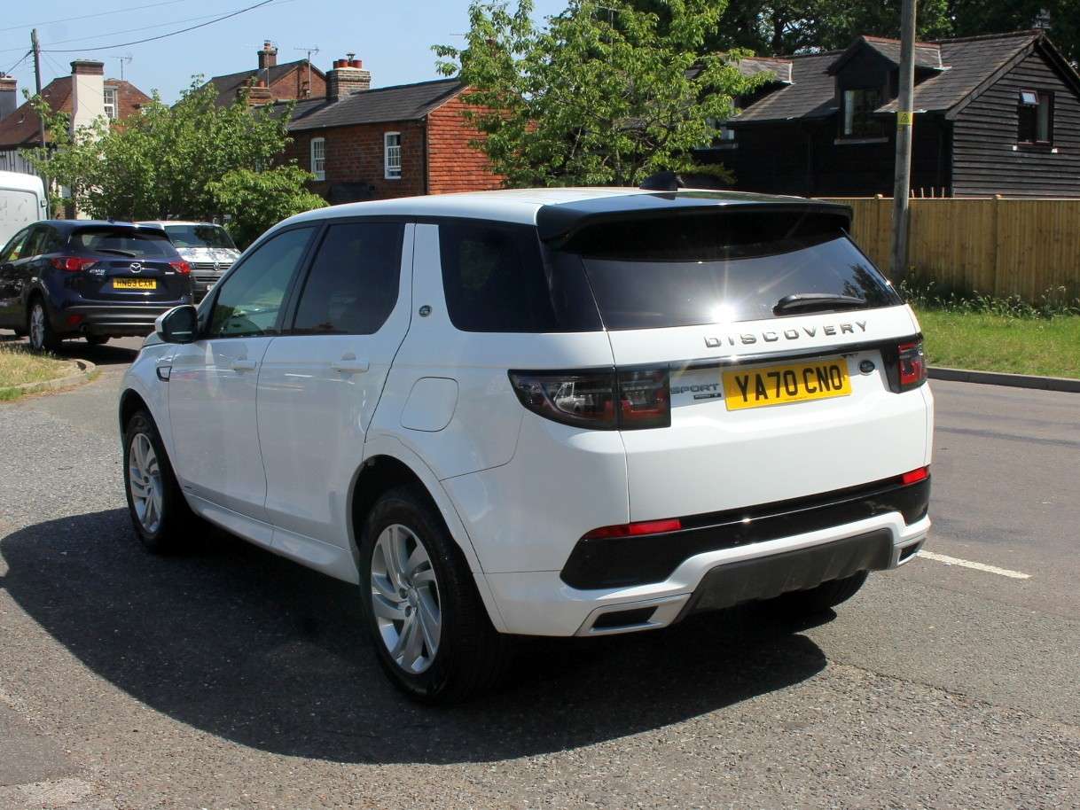 A 2020 LAND ROVER DISCOVERY SPORT 1.5 P300e 12.2kWh R-Dynamic S SUV 5dr Petrol Plug-in Hybrid Auto 4WD Euro 6 (s/s) (309 ps) A 2020 LAND ROVER DISCOVERY SPORT 1.5 P300e 12.2kWh R-Dynamic S SUV 5dr Petrol Plug-in Hybrid Auto 4WD Euro 6 (s/s) (309 ps)