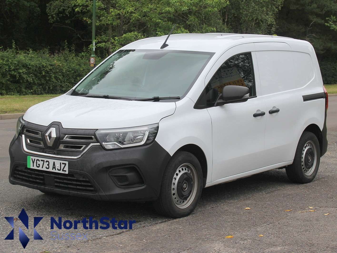 A 2024 RENAULT KANGOO E-Tech ML19 45kWh Start Panel Van 6dr Electric Auto MWB (120 ps) A 2024 RENAULT KANGOO E-Tech ML19 45kWh Start Panel Van 6dr Electric Auto MWB (120 ps)
