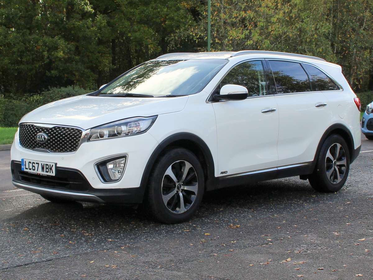 Check out this Kia Sorento 2018 Diesel Manual