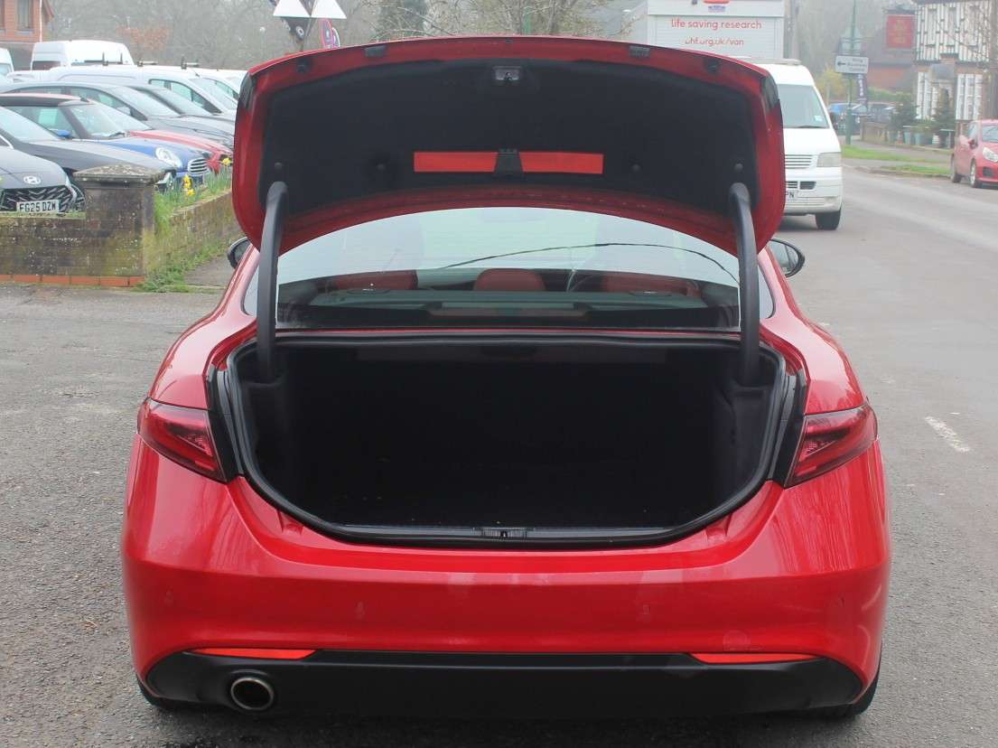 2019 ALFA ROMEO GIULIA 2019 ALFA ROMEO GIULIA