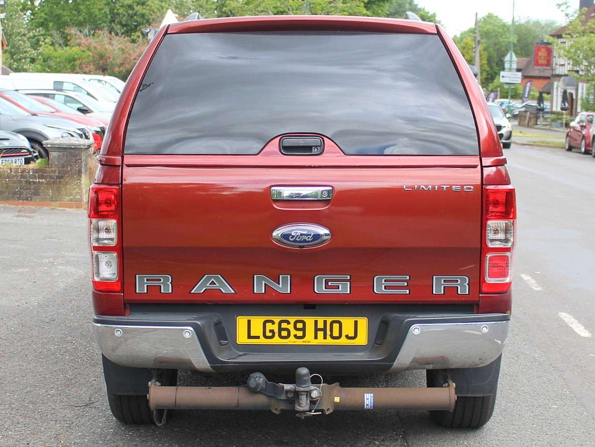 A 2019 FORD RANGER 2.0 EcoBlue Limited Pickup Double Cab 4dr Diesel Manual 4WD Euro 6 (s/s) (170 ps) A 2019 FORD RANGER 2.0 EcoBlue Limited Pickup Double Cab 4dr Diesel Manual 4WD Euro 6 (s/s) (170 ps)