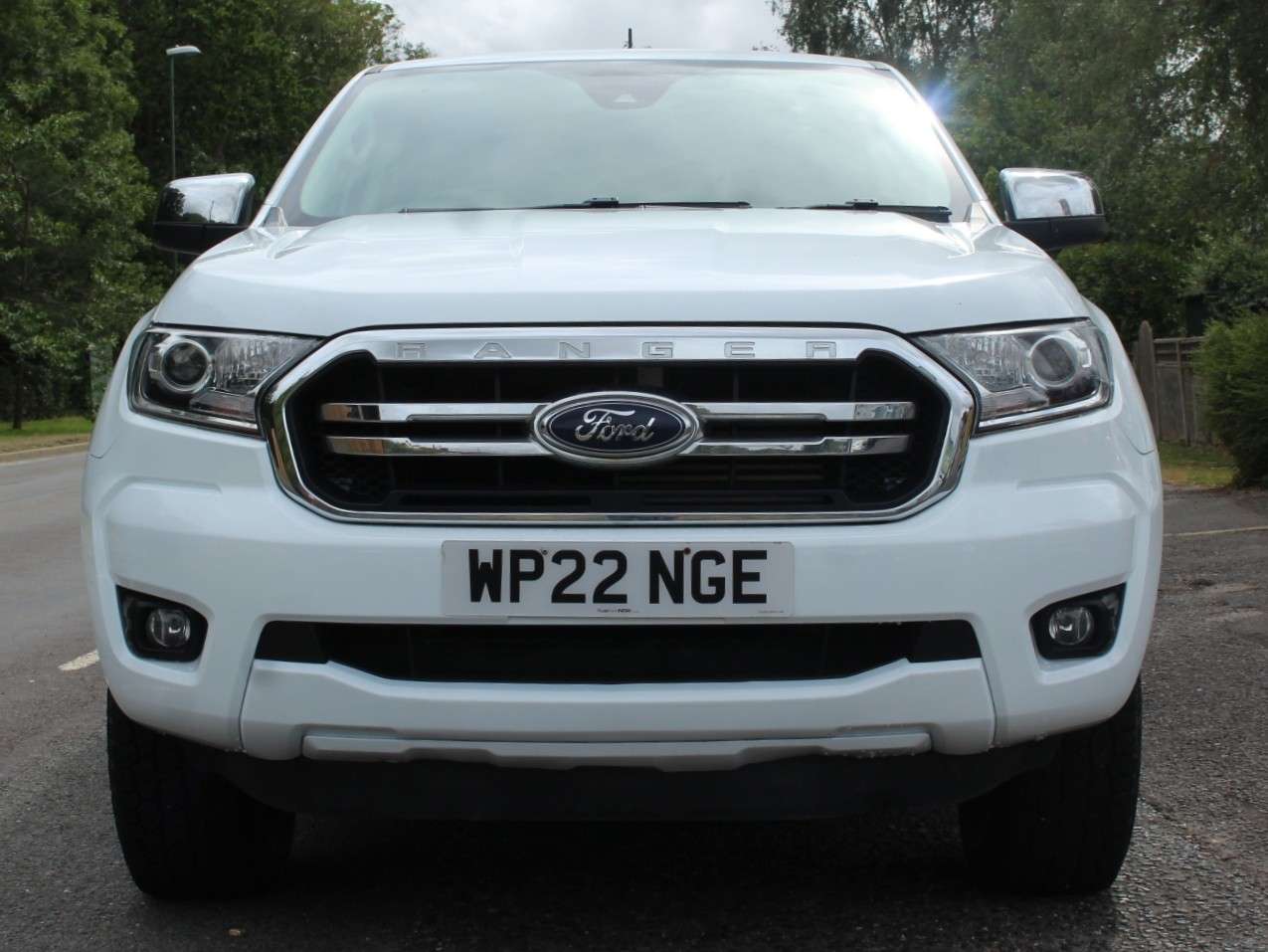 A 2022 FORD RANGER 2.0 EcoBlue XLT Pickup Double Cab 4dr Diesel Manual 4WD Euro 6 (s/s) (170 ps) A 2022 FORD RANGER 2.0 EcoBlue XLT Pickup Double Cab 4dr Diesel Manual 4WD Euro 6 (s/s) (170 ps)