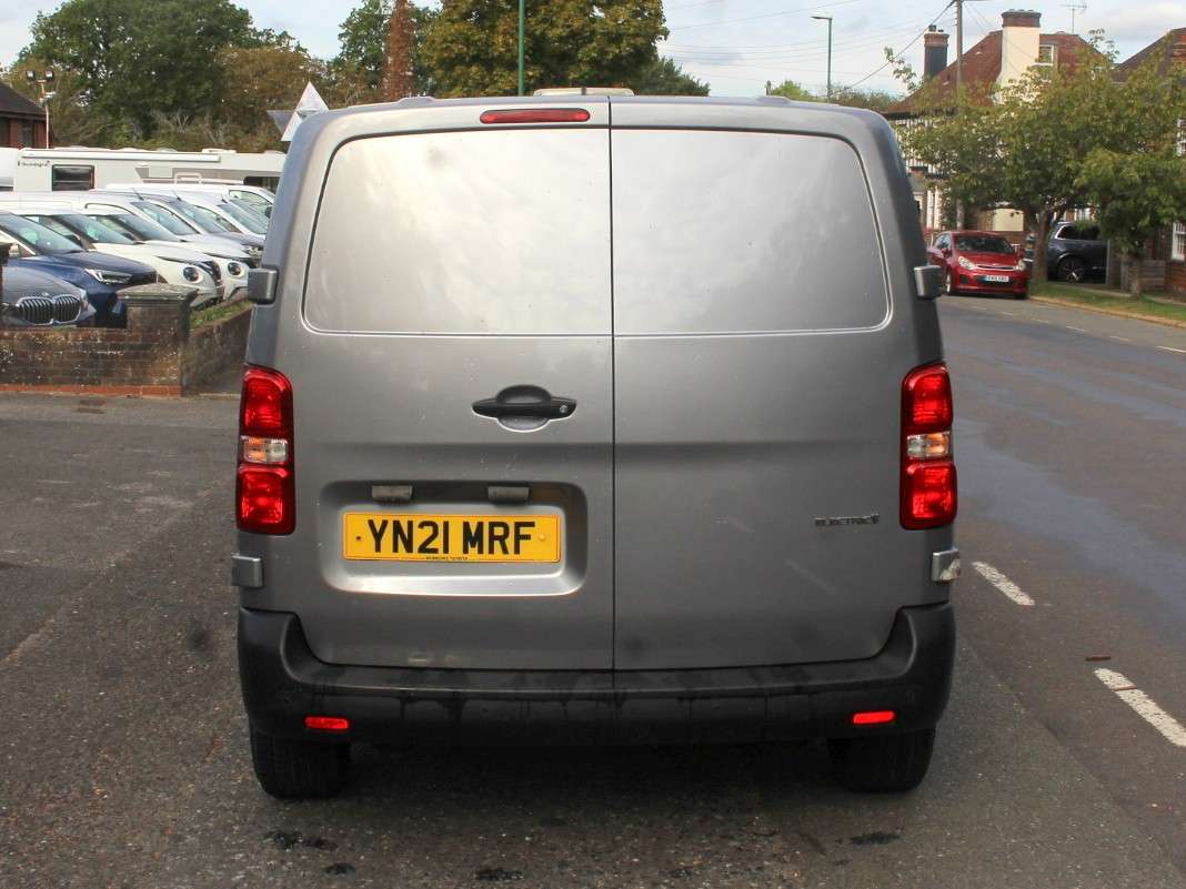 2021 TOYOTA PROACE 2021 TOYOTA PROACE