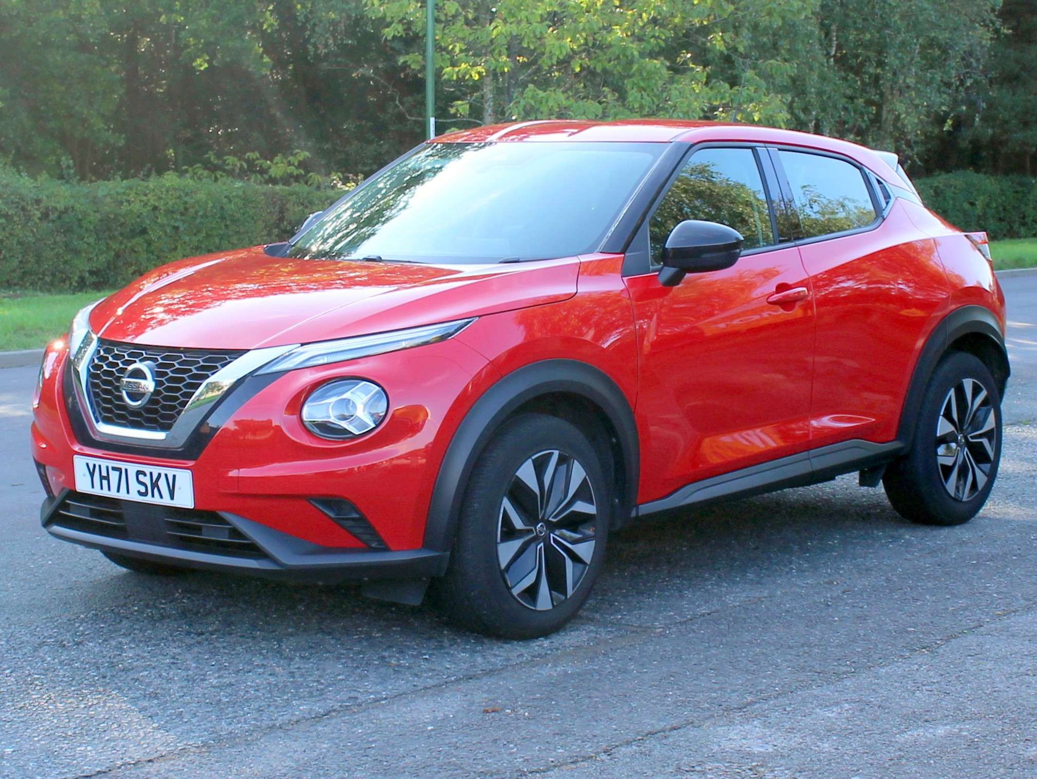 A 2021 NISSAN JUKE 1.0 DIG-T Acenta SUV 5dr Petrol Manual Euro 6 (s/s) (117 ps) A 2021 NISSAN JUKE 1.0 DIG-T Acenta SUV 5dr Petrol Manual Euro 6 (s/s) (117 ps)