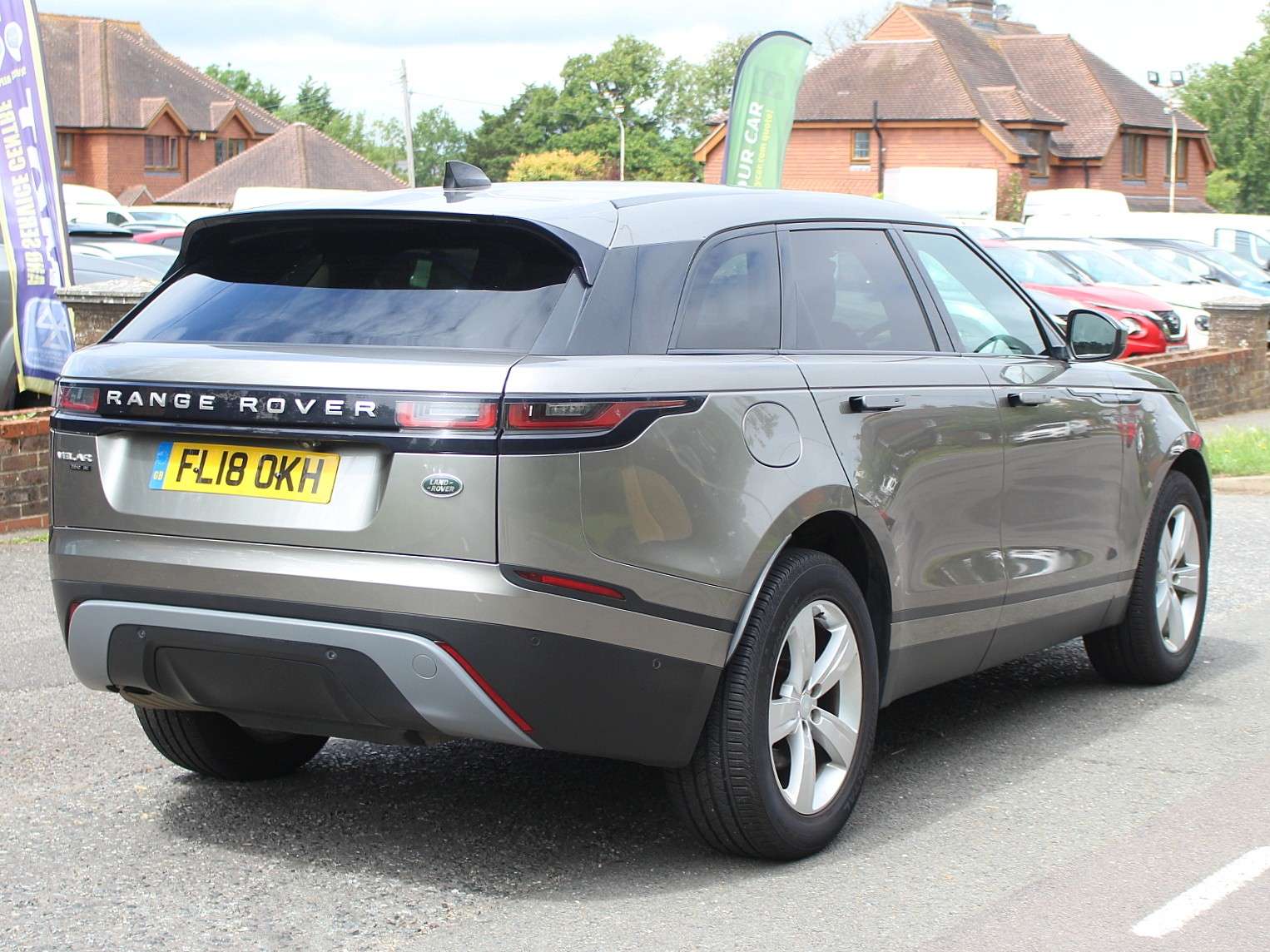 A 2018 LAND ROVER RANGE ROVER VELAR 2.0 D240 SE SUV 5dr Diesel Auto 4WD Euro 6 (s/s) (240 ps) A 2018 LAND ROVER RANGE ROVER VELAR 2.0 D240 SE SUV 5dr Diesel Auto 4WD Euro 6 (s/s) (240 ps)