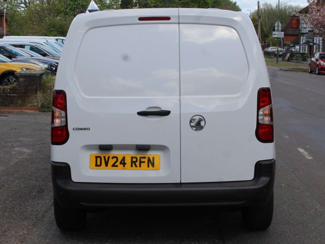 A 2024 VAUXHALL COMBO 1.5 Turbo D 2300 Prime Panel Van 5dr Diesel Manual SWB Euro 6 (s/s) (100 ps) A 2024 VAUXHALL COMBO 1.5 Turbo D 2300 Prime Panel Van 5dr Diesel Manual SWB Euro 6 (s/s) (100 ps)