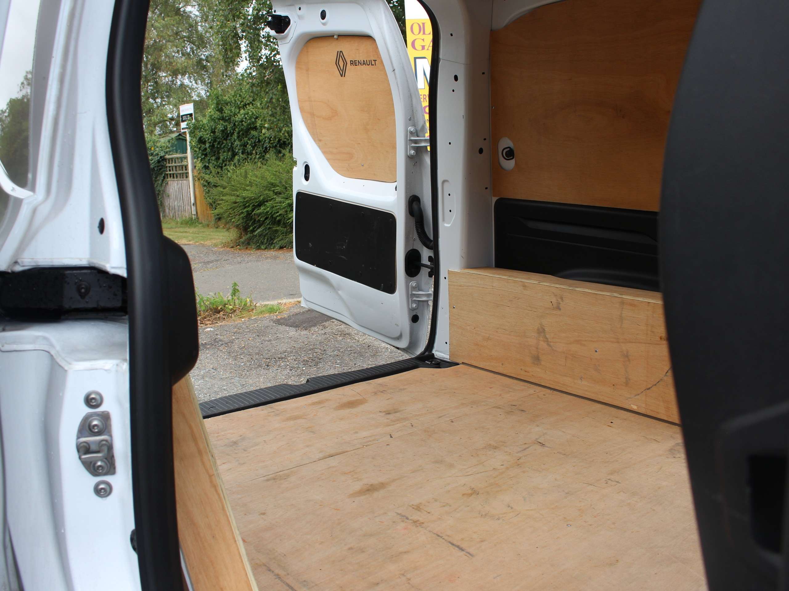 2024 RENAULT KANGOO 2024 RENAULT KANGOO