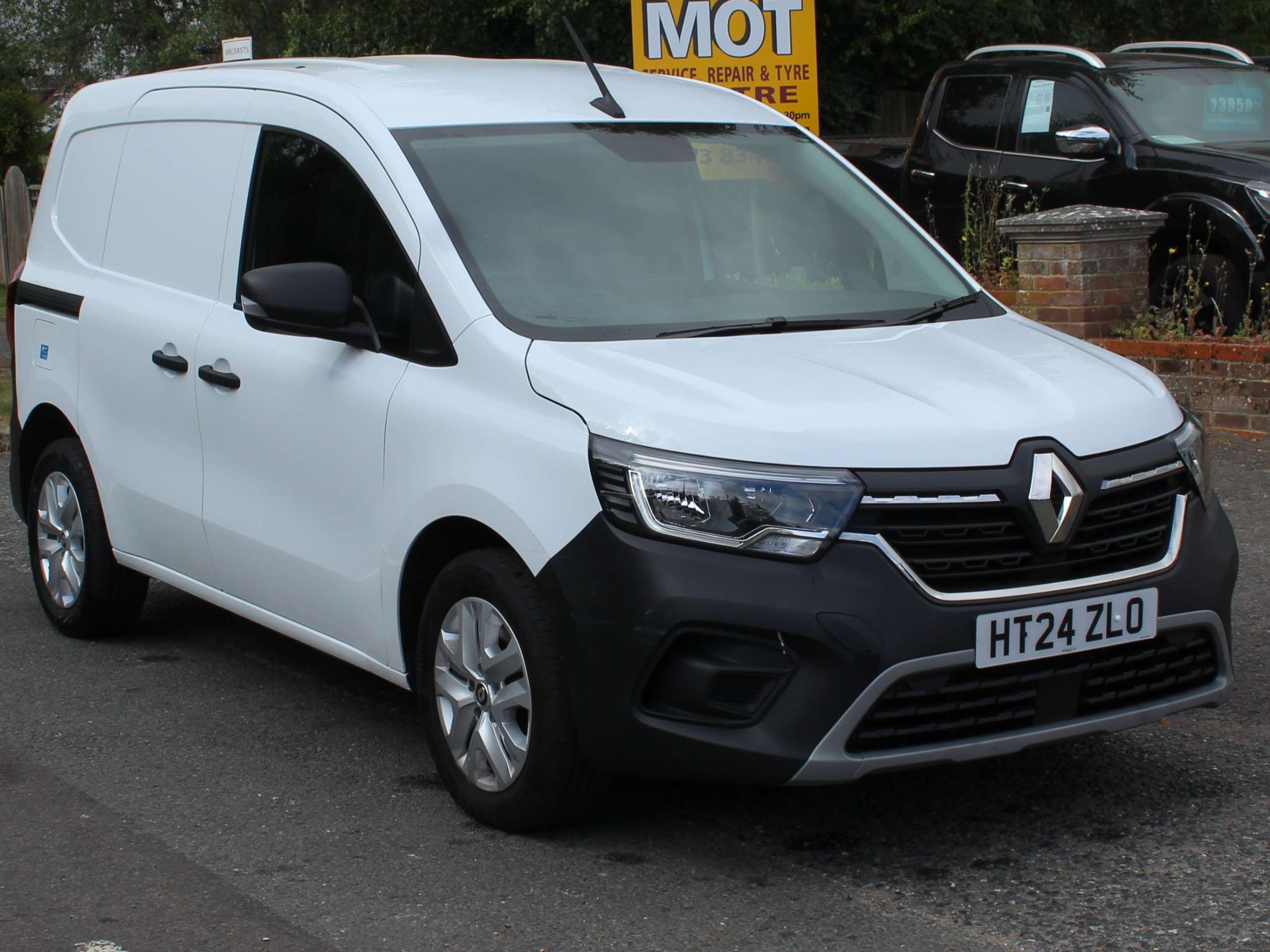 2024 RENAULT KANGOO 2024 RENAULT KANGOO