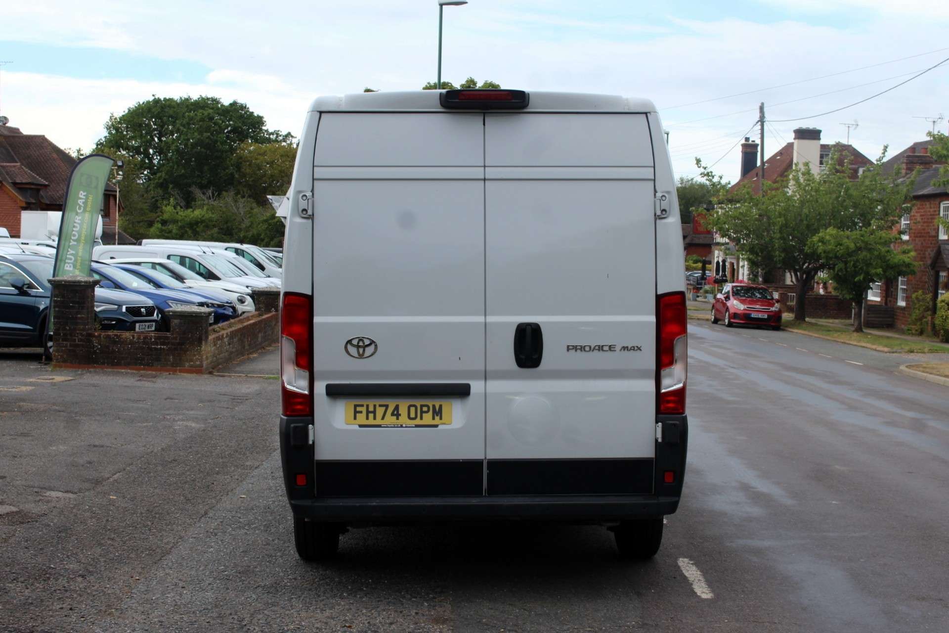A 2025 TOYOTA PROACE 2.2 BlueHDi 35 Icon Long Panel Van 5dr Diesel Manual L3 H2 Euro 6 (s/s) (140 ps) A 2025 TOYOTA PROACE 2.2 BlueHDi 35 Icon Long Panel Van 5dr Diesel Manual L3 H2 Euro 6 (s/s) (140 ps)