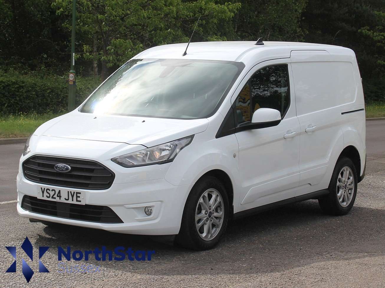 A 2024 FORD TRANSIT CONNECT 1.5 240 EcoBlue Limited Panel Van 5dr Diesel Manual L1 Euro 6 (s/s) (100 ps) A 2024 FORD TRANSIT CONNECT 1.5 240 EcoBlue Limited Panel Van 5dr Diesel Manual L1 Euro 6 (s/s) (100 ps)