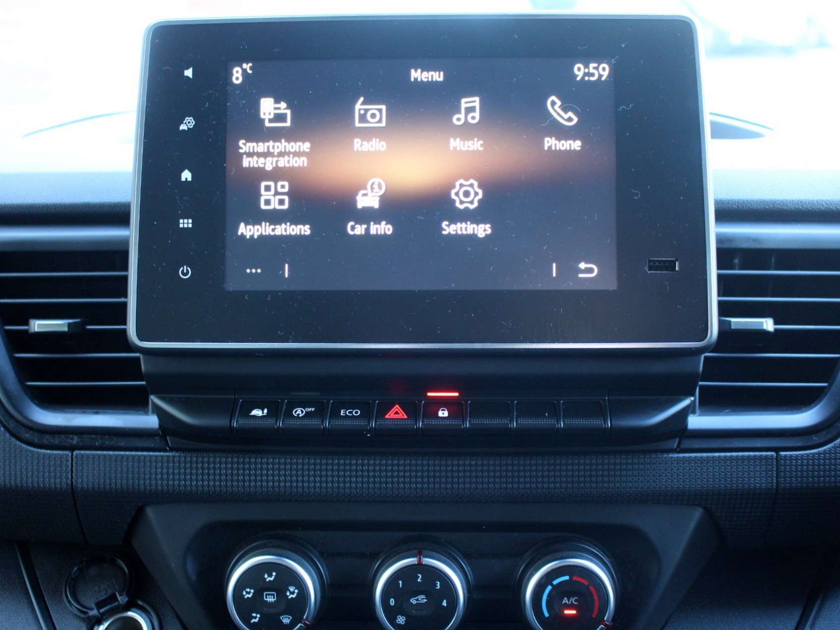 2024 RENAULT TRAFIC 2024 RENAULT TRAFIC