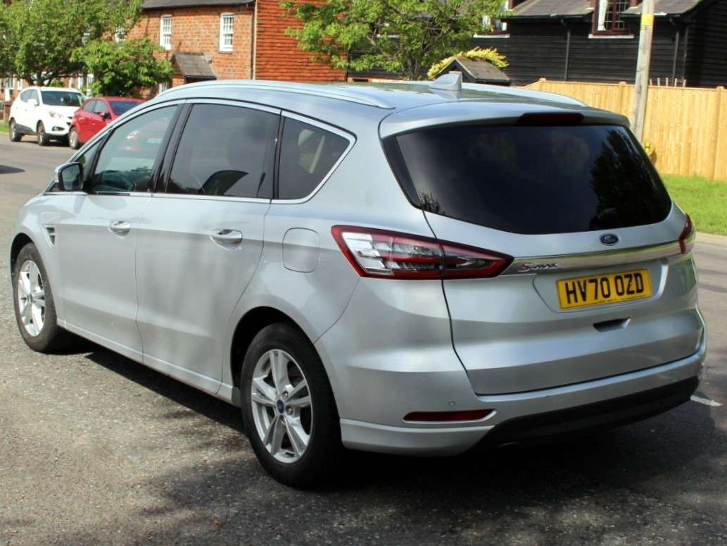 A 2020 FORD S-MAX 2.0 EcoBlue Titanium MPV 5dr Diesel Auto Euro 6 (s/s) (150 ps) A 2020 FORD S-MAX 2.0 EcoBlue Titanium MPV 5dr Diesel Auto Euro 6 (s/s) (150 ps)