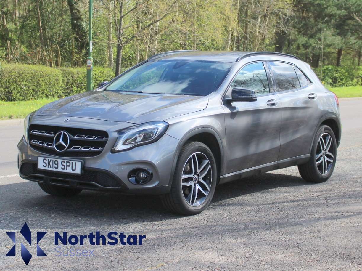A 2019 MERCEDES-BENZ GLA 1.6 GLA180 Urban Edition SUV 5dr Petrol 7G-DCT Euro 6 (s/s) (122 ps) A 2019 MERCEDES-BENZ GLA 1.6 GLA180 Urban Edition SUV 5dr Petrol 7G-DCT Euro 6 (s/s) (122 ps)