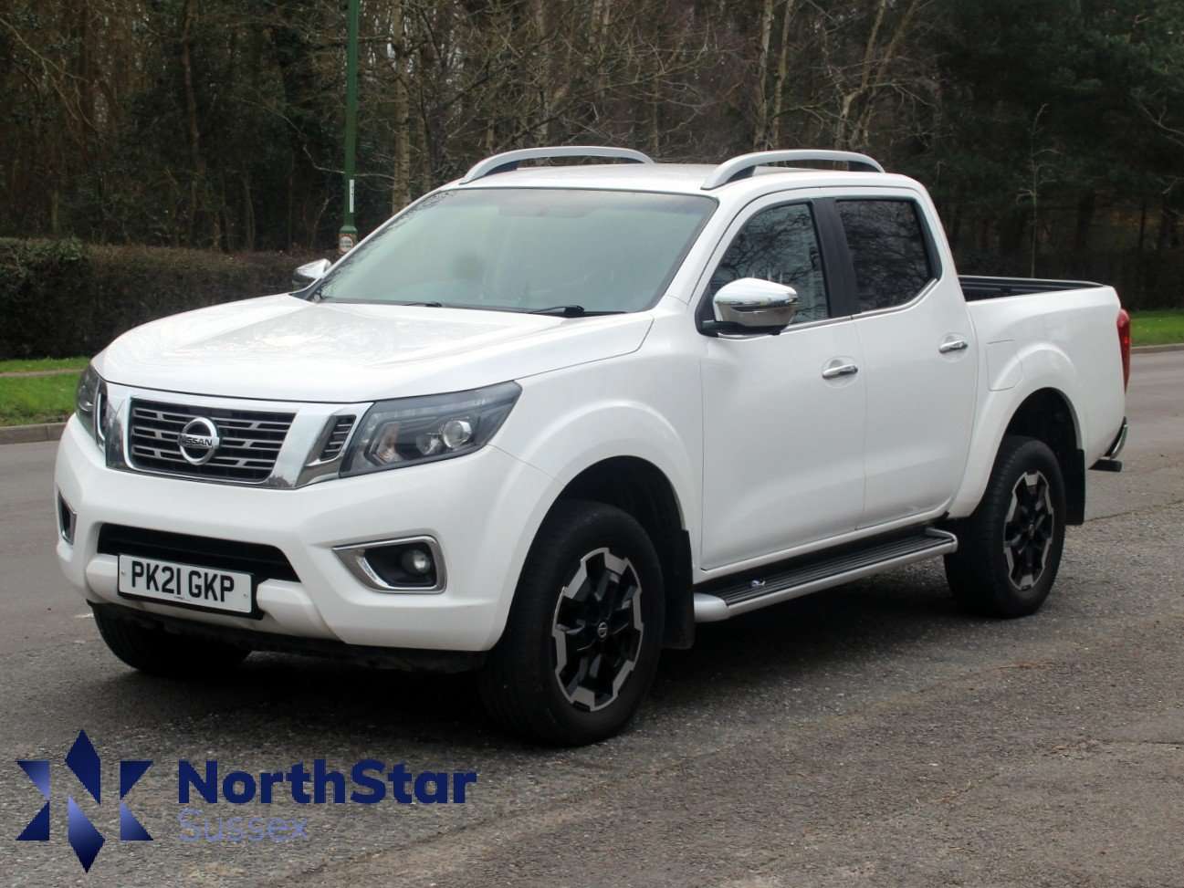 A 2021 NISSAN NAVARA 2.3 dCi Tekna Pickup Double Cab 4dr Diesel Auto 4WD Euro 6 (190 ps) A 2021 NISSAN NAVARA 2.3 dCi Tekna Pickup Double Cab 4dr Diesel Auto 4WD Euro 6 (190 ps)