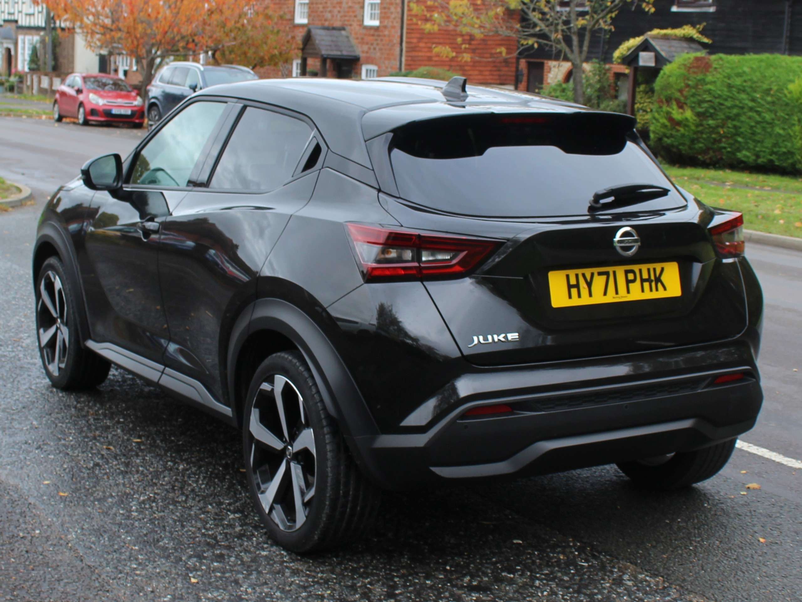 A 2021 NISSAN JUKE 1.0 DIG-T Tekna SUV 5dr Petrol Manual Euro 6 (s/s) (117 ps) A 2021 NISSAN JUKE 1.0 DIG-T Tekna SUV 5dr Petrol Manual Euro 6 (s/s) (117 ps)