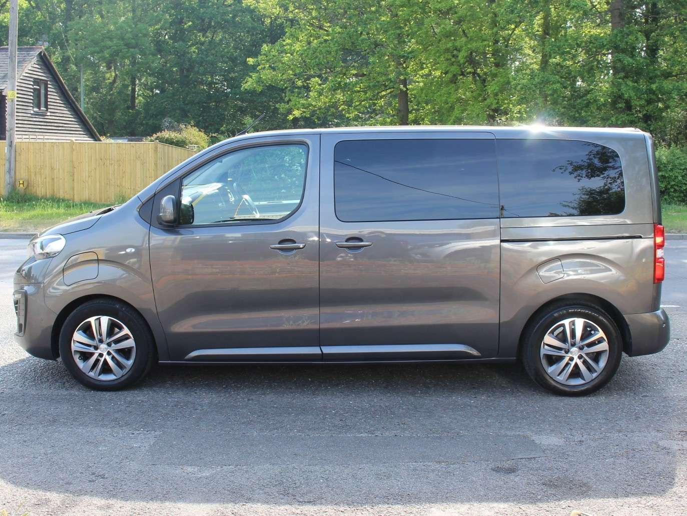 2021 PEUGEOT TRAVELLER 2021 PEUGEOT TRAVELLER