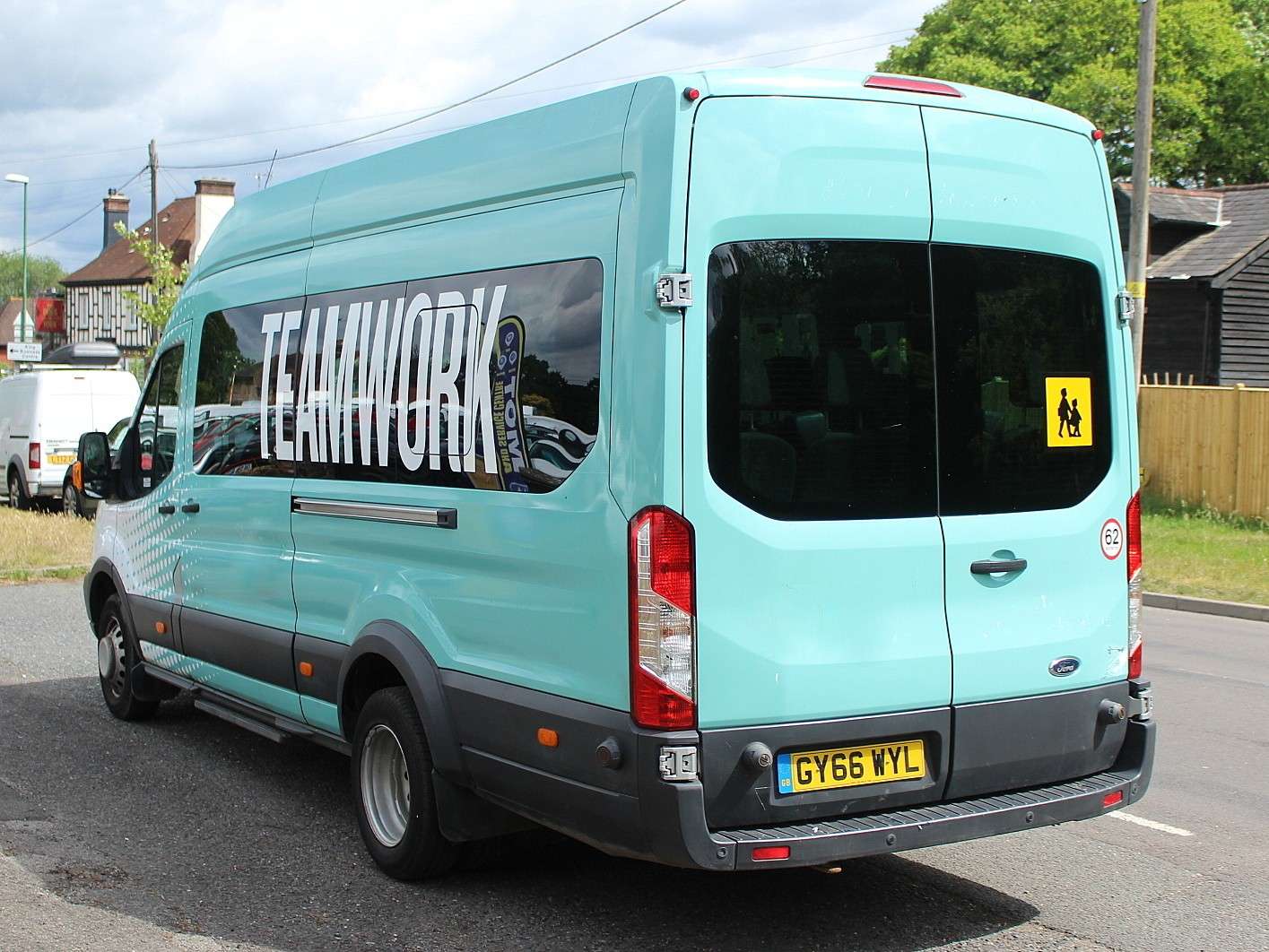 A 2016 FORD TRANSIT 2.2 TDCi 460 HDT Trend Minibus 5dr Diesel Manual L4 H3 (18 seats) (196 g/km, 123 bhp) A 2016 FORD TRANSIT 2.2 TDCi 460 HDT Trend Minibus 5dr Diesel Manual L4 H3 (18 seats) (196 g/km, 123 bhp)