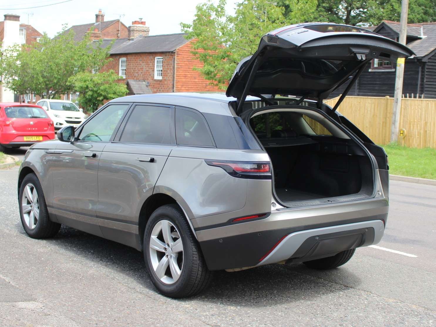 2018 LAND ROVER RANGE ROVER VELAR 2018 LAND ROVER RANGE ROVER VELAR