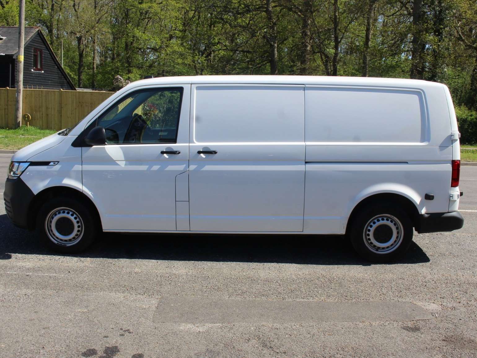 A 2024 VOLKSWAGEN TRANSPORTER 2.0 TDI T32 Startline Panel Van 5dr Diesel Manual FWD LWB Euro 6 (s/s) (150 ps) A 2024 VOLKSWAGEN TRANSPORTER 2.0 TDI T32 Startline Panel Van 5dr Diesel Manual FWD LWB Euro 6 (s/s) (150 ps)