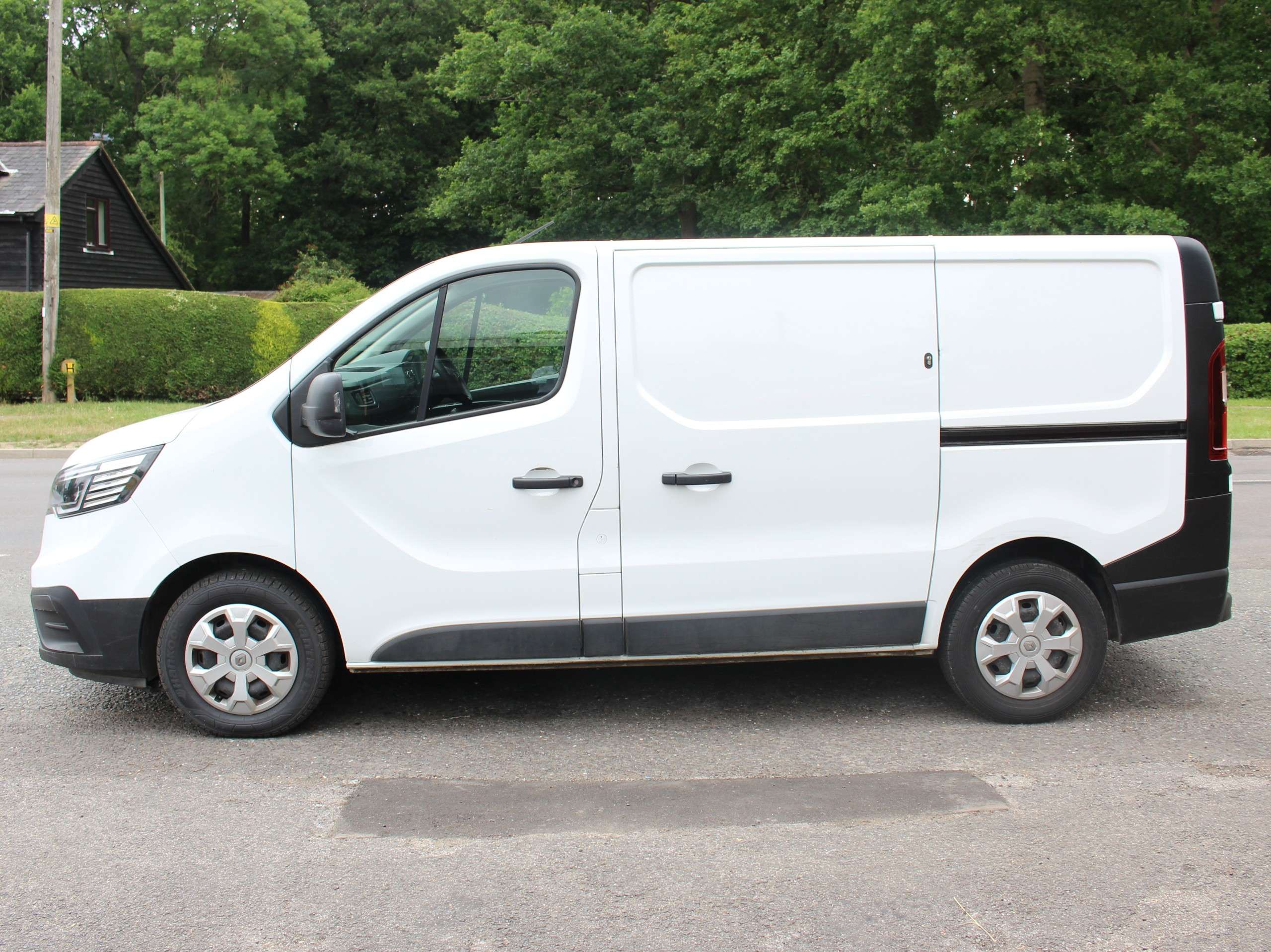 2022 RENAULT TRAFIC 2022 RENAULT TRAFIC