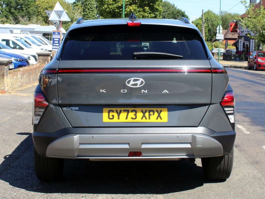 A 2023 HYUNDAI KONA 1.6 T-GDi Ultimate SUV 5dr Petrol DCT Euro 6 (s/s) (198 ps) A 2023 HYUNDAI KONA 1.6 T-GDi Ultimate SUV 5dr Petrol DCT Euro 6 (s/s) (198 ps)