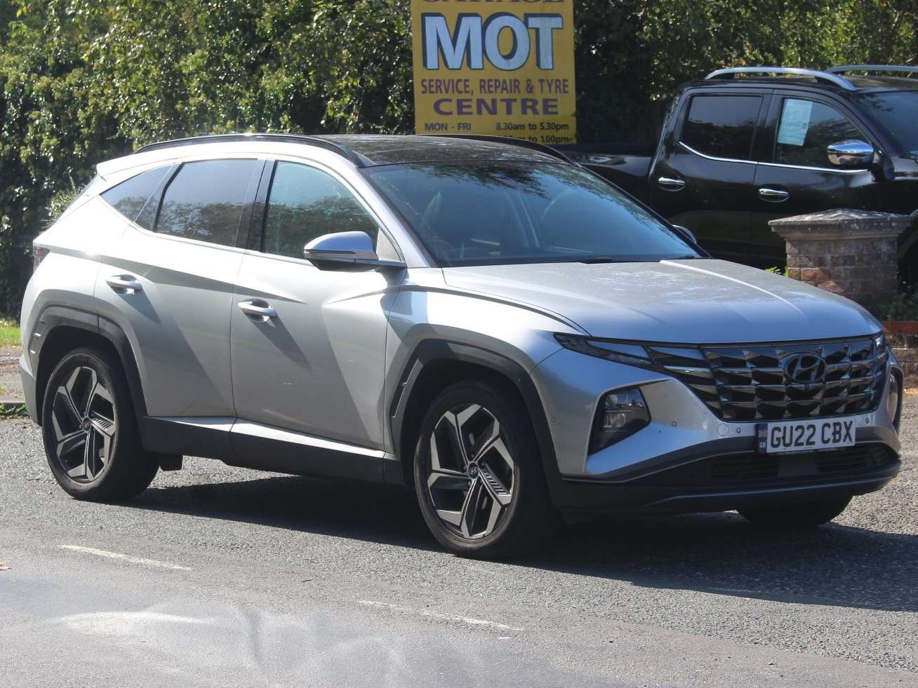 A 2022 HYUNDAI TUCSON 1.6 h T-GDi Ultimate SUV 5dr Petrol Hybrid Auto Euro 6 (s/s) (230 ps) A 2022 HYUNDAI TUCSON 1.6 h T-GDi Ultimate SUV 5dr Petrol Hybrid Auto Euro 6 (s/s) (230 ps)