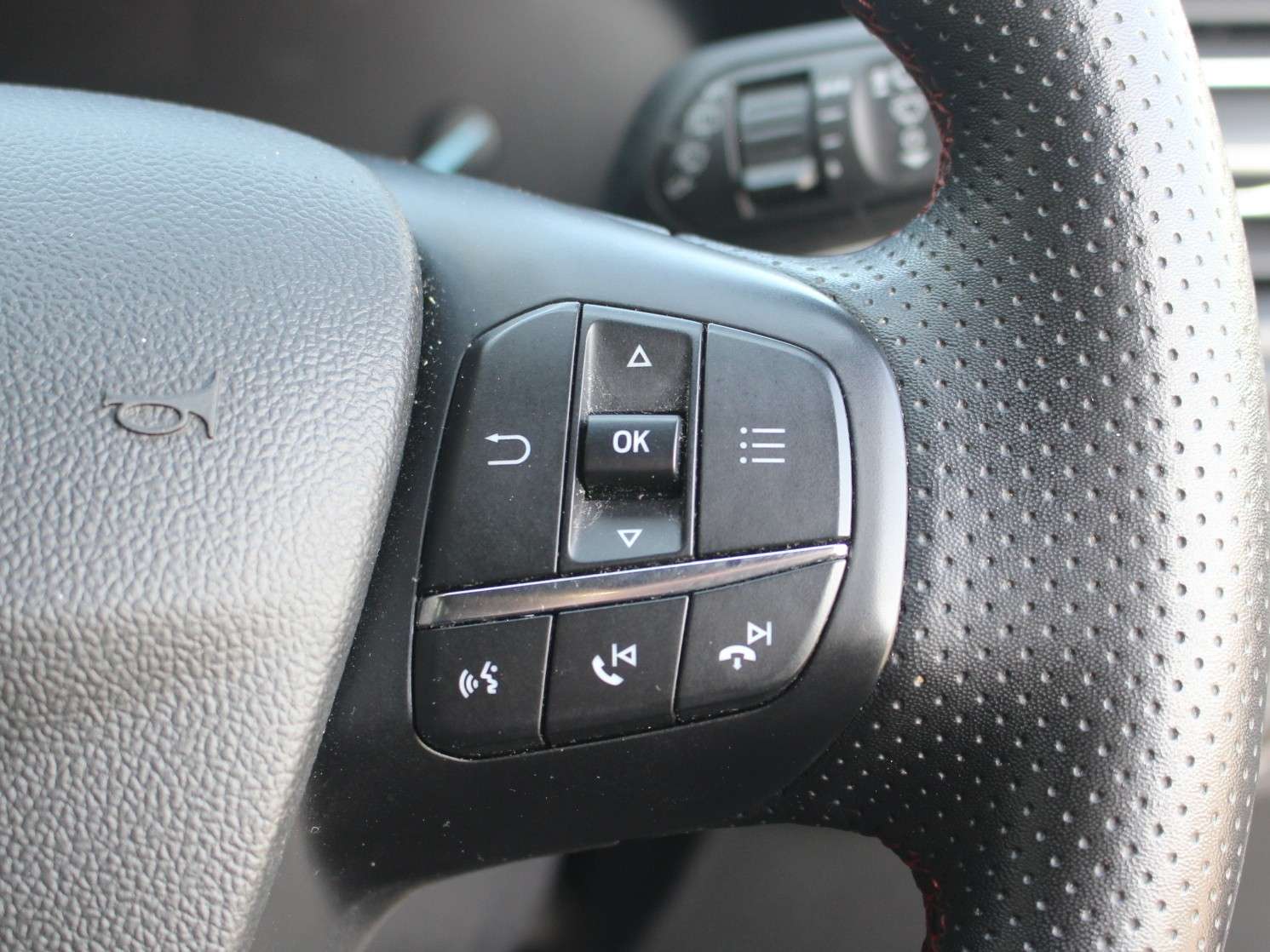 2023 FORD FOCUS 2023 FORD FOCUS