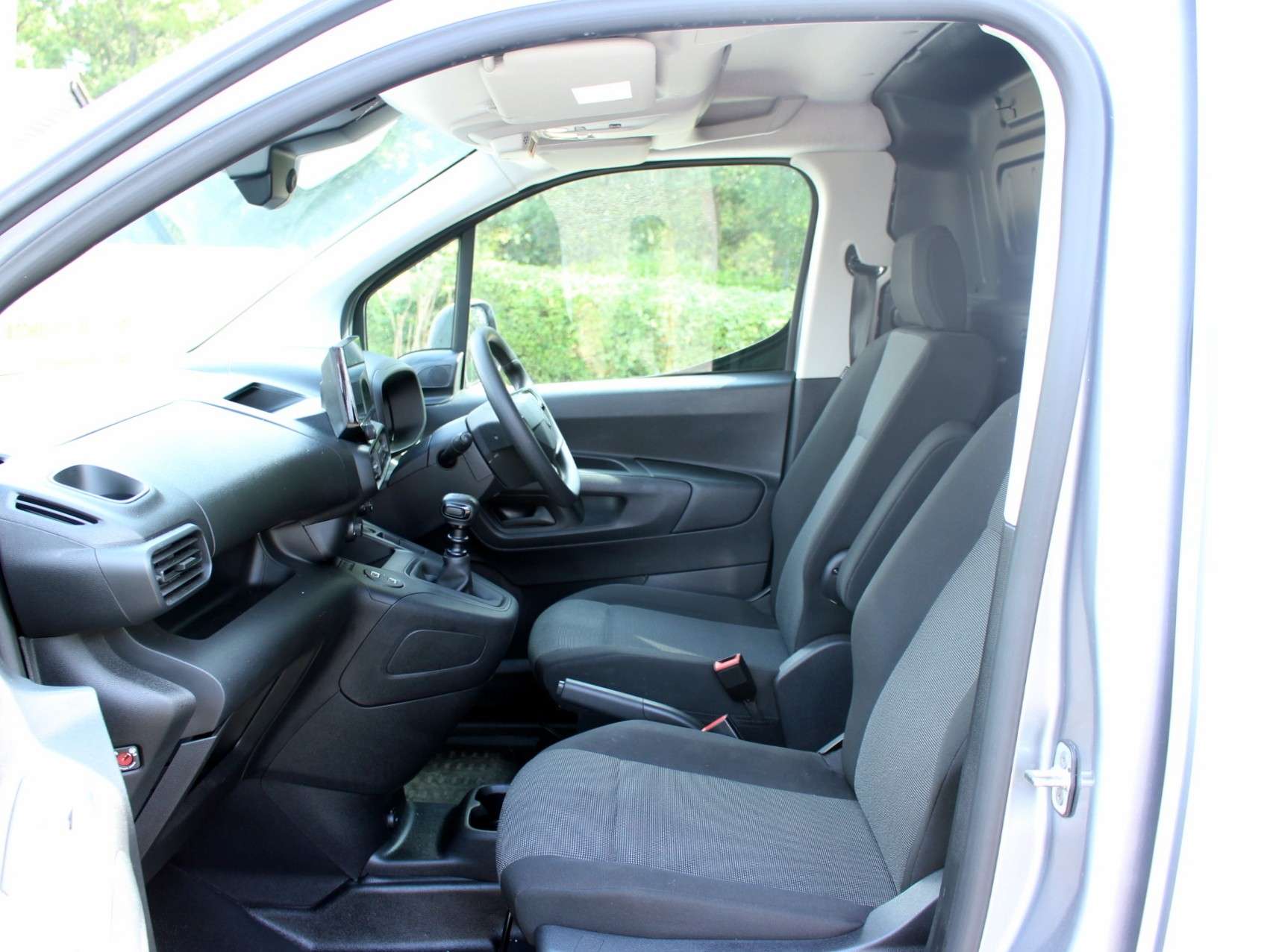A 2024 CITROEN BERLINGO 1.5 BlueHDi 1000 Enterprise M Panel Van 5dr Diesel Manual SWB Euro 6 (s/s) (100 ps) A 2024 CITROEN BERLINGO 1.5 BlueHDi 1000 Enterprise M Panel Van 5dr Diesel Manual SWB Euro 6 (s/s) (100 ps)