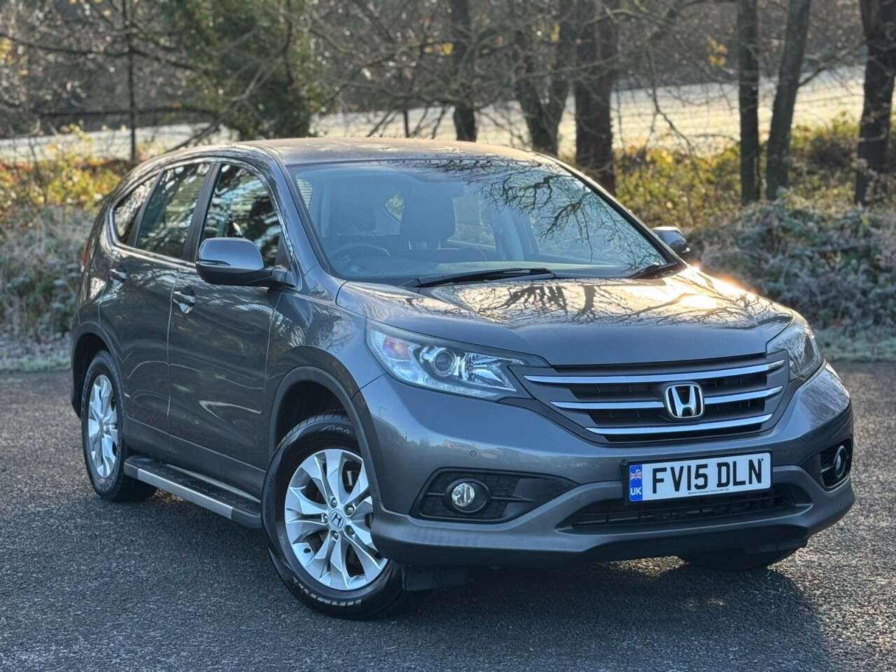 A 2015 HONDA CR-V 2.2 i-DTEC SE-T SUV 5dr Diesel Auto 4WD Euro 5 (150 ps) A 2015 HONDA CR-V 2.2 i-DTEC SE-T SUV 5dr Diesel Auto 4WD Euro 5 (150 ps)