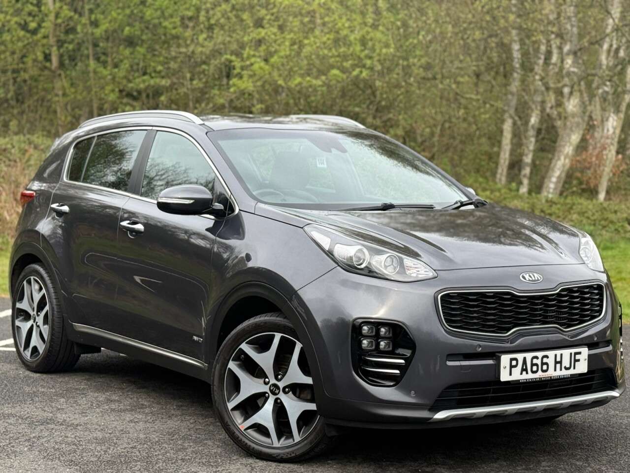 A 2016 KIA SPORTAGE 2.0 CRDi GT-Line SUV 5dr Diesel Manual AWD Euro 6 (134 bhp) A 2016 KIA SPORTAGE 2.0 CRDi GT-Line SUV 5dr Diesel Manual AWD Euro 6 (134 bhp)