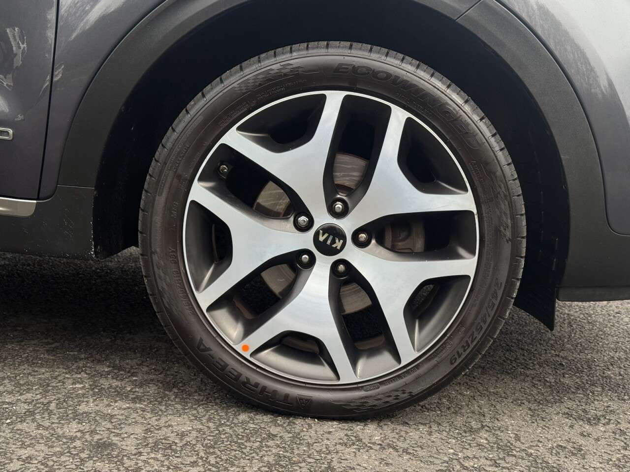 A 2016 KIA SPORTAGE 2.0 CRDi GT-Line SUV 5dr Diesel Manual AWD Euro 6 (134 bhp) A 2016 KIA SPORTAGE 2.0 CRDi GT-Line SUV 5dr Diesel Manual AWD Euro 6 (134 bhp)