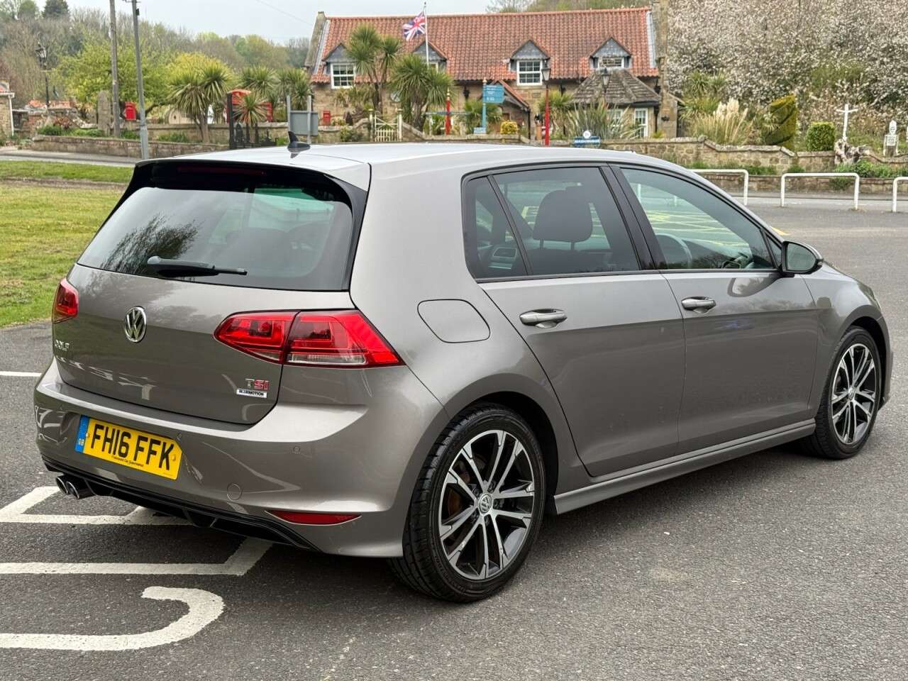 2016 VOLKSWAGEN GOLF 2016 VOLKSWAGEN GOLF
