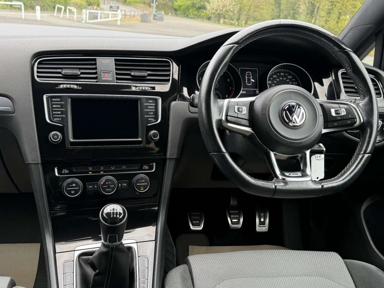 2016 VOLKSWAGEN GOLF 2016 VOLKSWAGEN GOLF