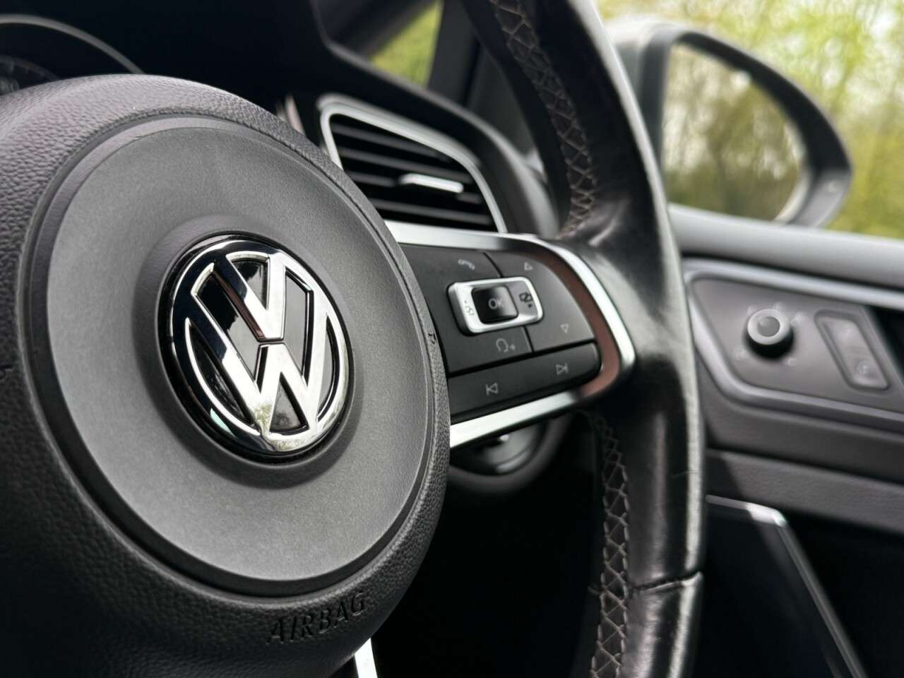 2016 VOLKSWAGEN GOLF 2016 VOLKSWAGEN GOLF