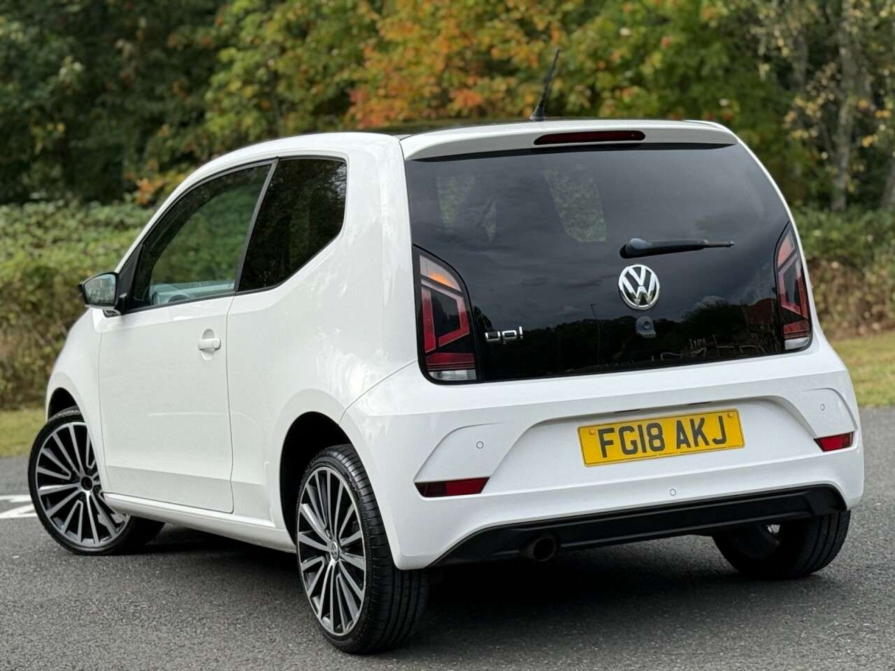 2018 VOLKSWAGEN UP! 2018 VOLKSWAGEN UP!