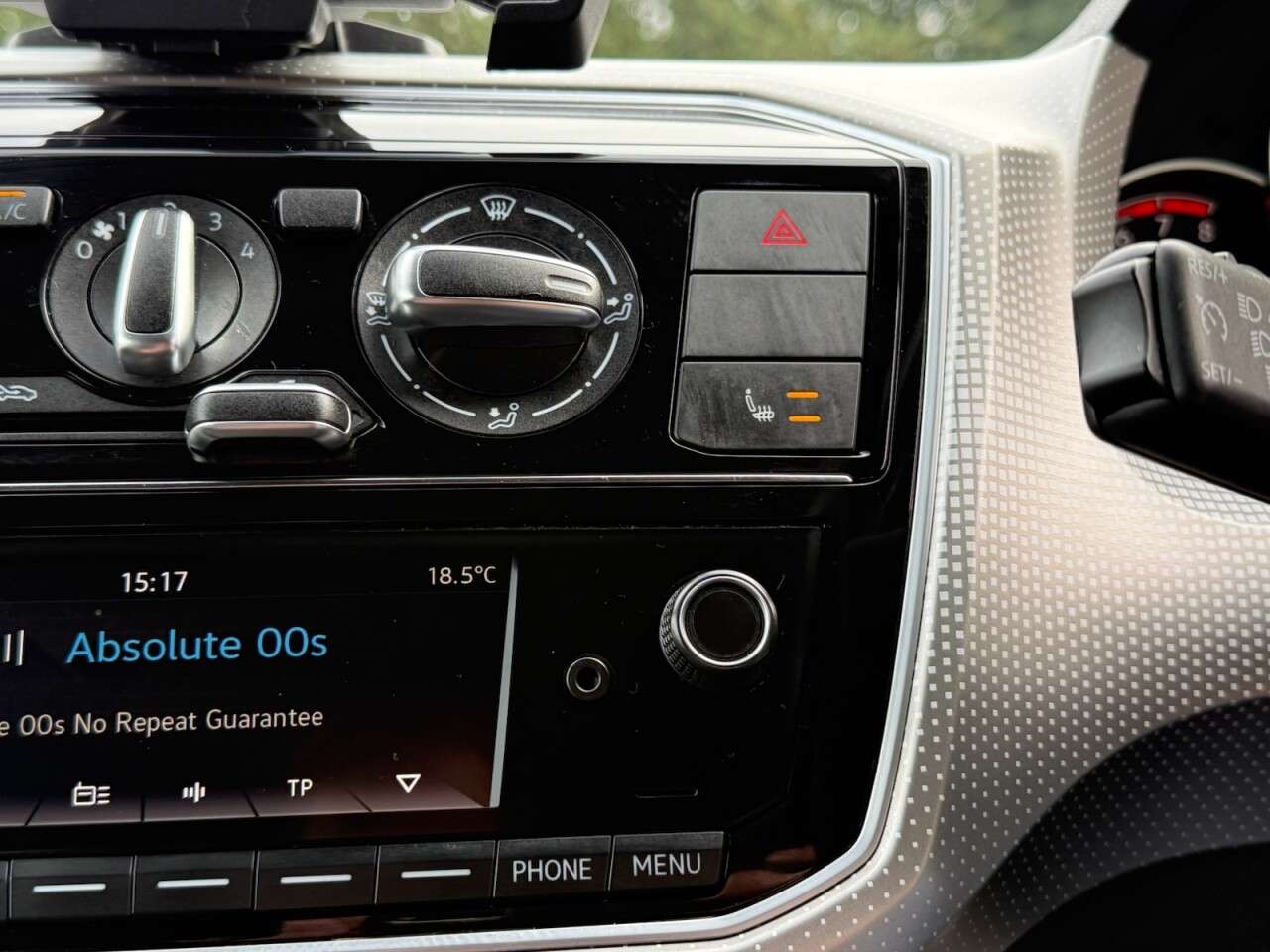 2018 VOLKSWAGEN UP! 2018 VOLKSWAGEN UP!