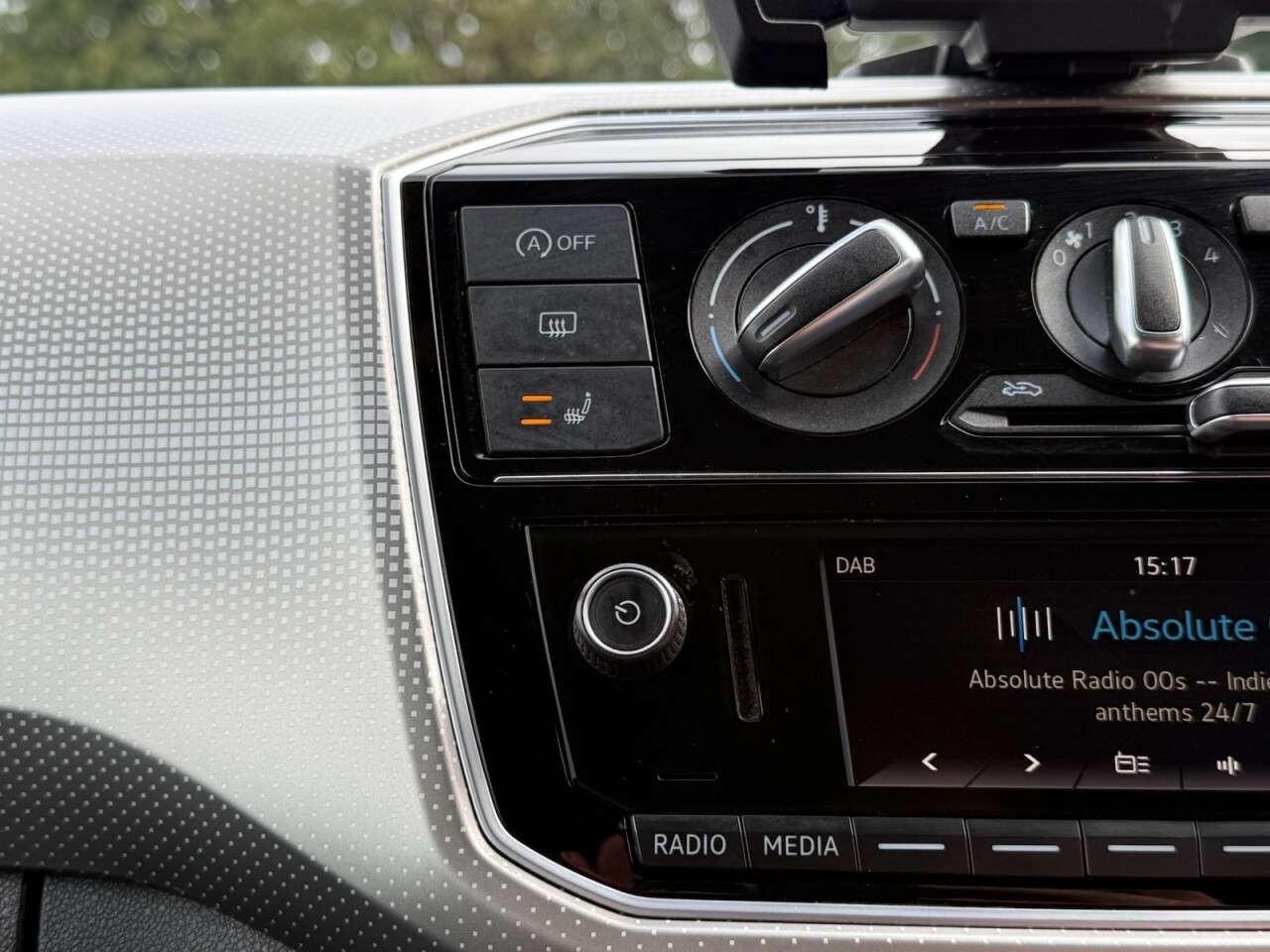 2018 VOLKSWAGEN UP! 2018 VOLKSWAGEN UP!