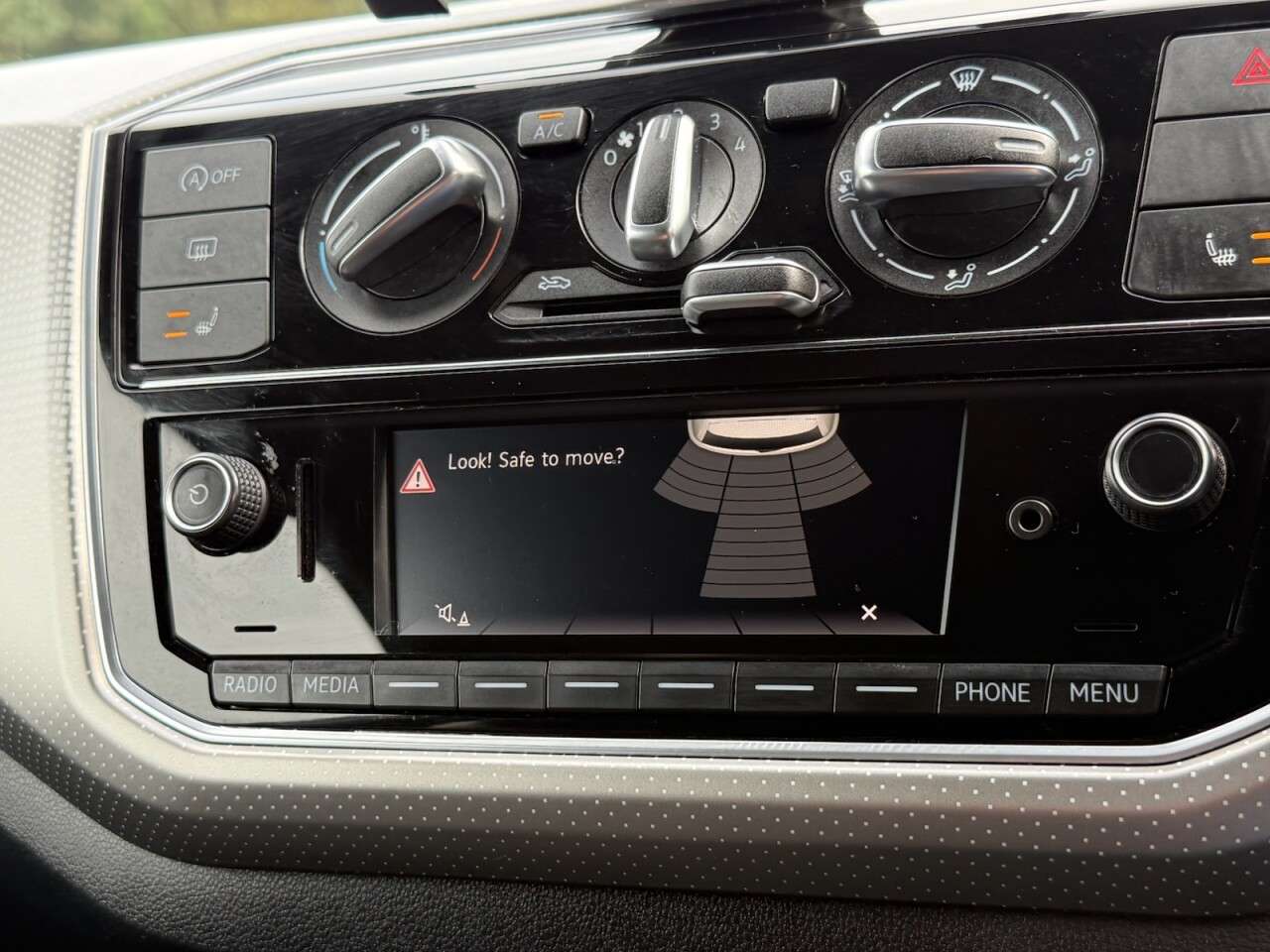 2018 VOLKSWAGEN UP! 2018 VOLKSWAGEN UP!