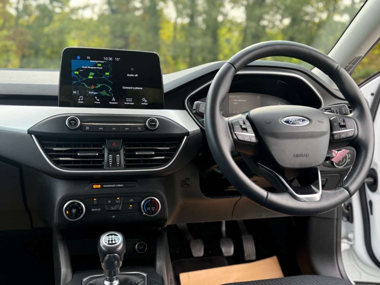 A 2018 FORD FOCUS 1.0T EcoBoost Zetec Hatchback 5dr Petrol Manual Euro 6 (s/s) (100 ps) A 2018 FORD FOCUS 1.0T EcoBoost Zetec Hatchback 5dr Petrol Manual Euro 6 (s/s) (100 ps)