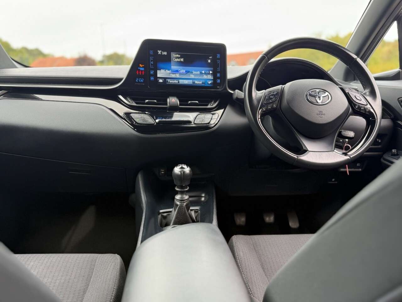2019 TOYOTA C-HR 2019 TOYOTA C-HR
