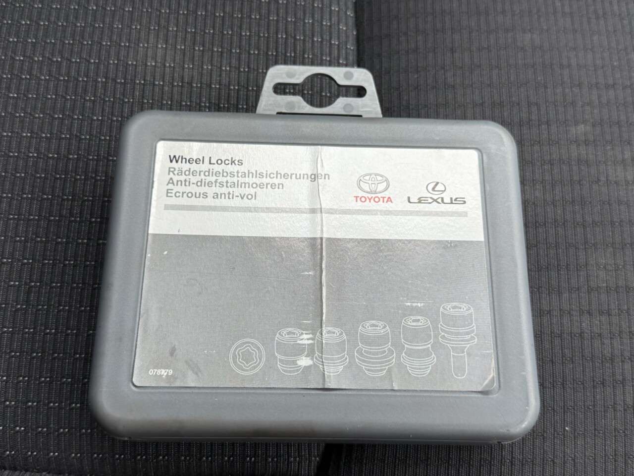 2019 TOYOTA C-HR 2019 TOYOTA C-HR