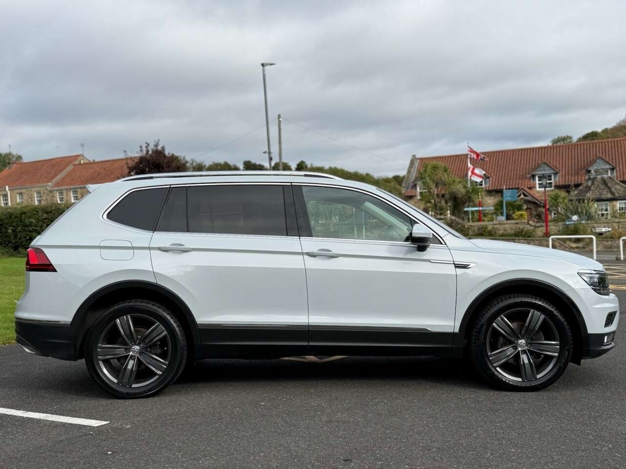 2019 VOLKSWAGEN TIGUAN ALLSPACE 2019 VOLKSWAGEN TIGUAN ALLSPACE