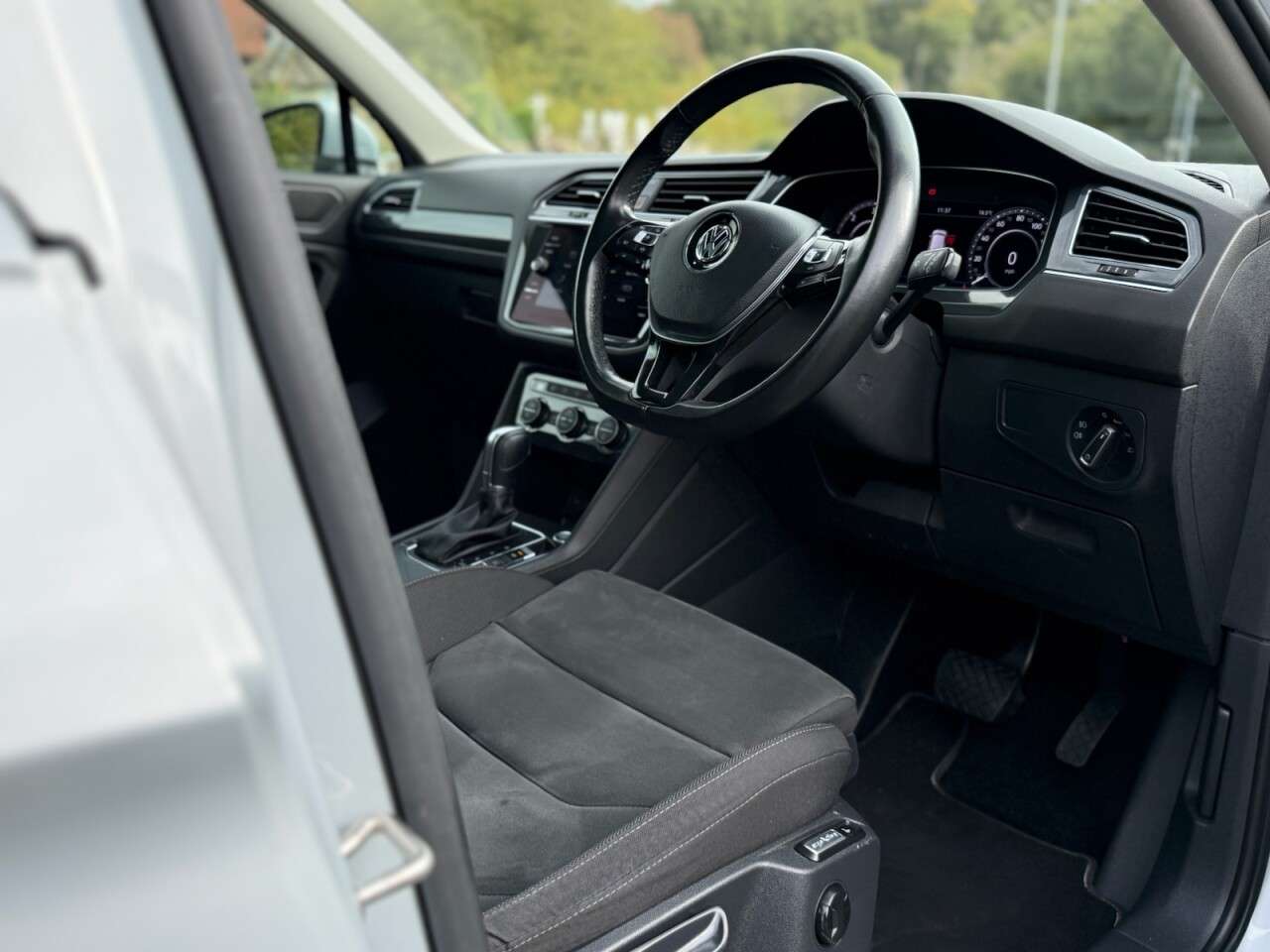 2019 VOLKSWAGEN TIGUAN ALLSPACE 2019 VOLKSWAGEN TIGUAN ALLSPACE