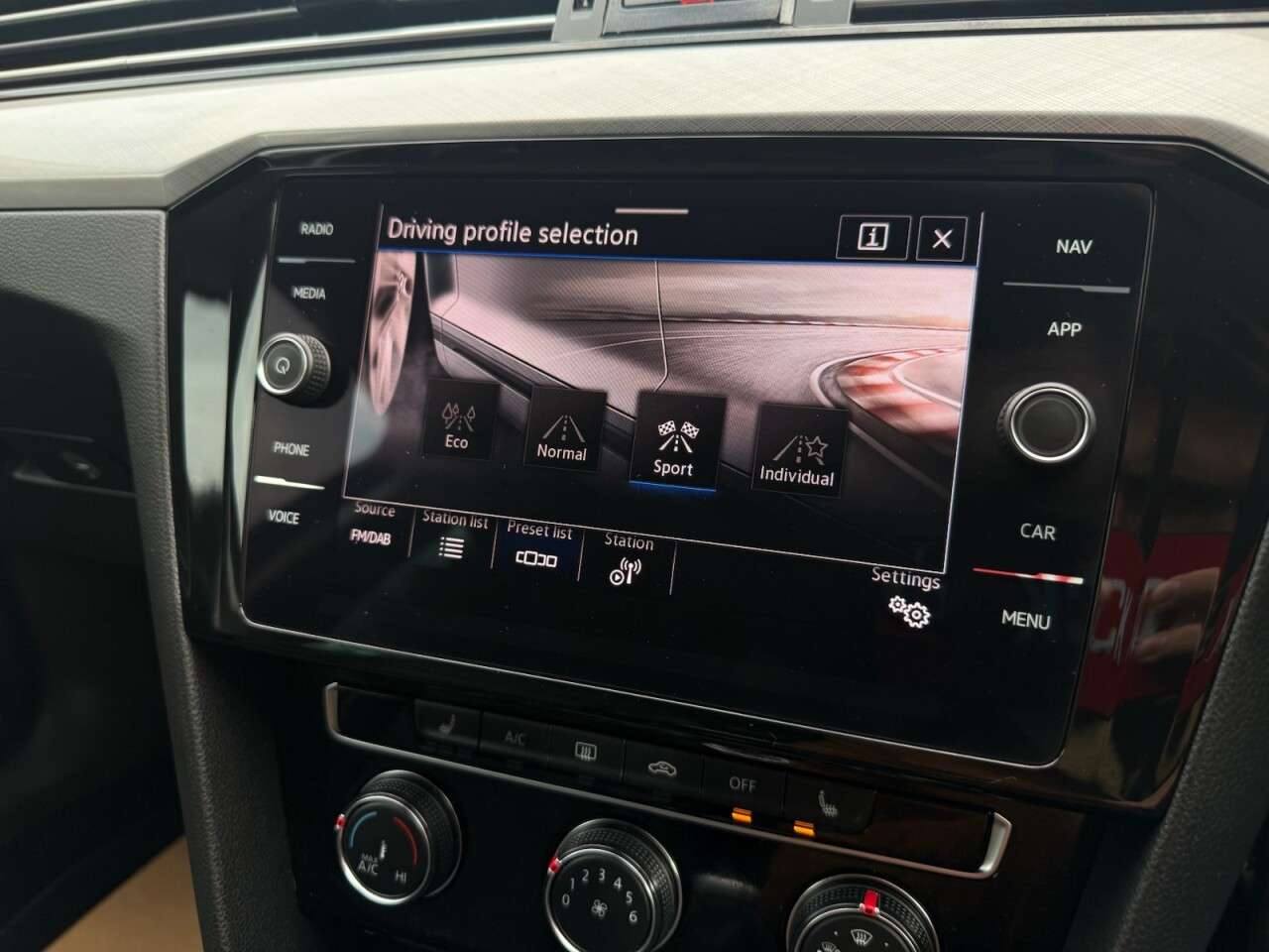 2020 VOLKSWAGEN PASSAT 2020 VOLKSWAGEN PASSAT